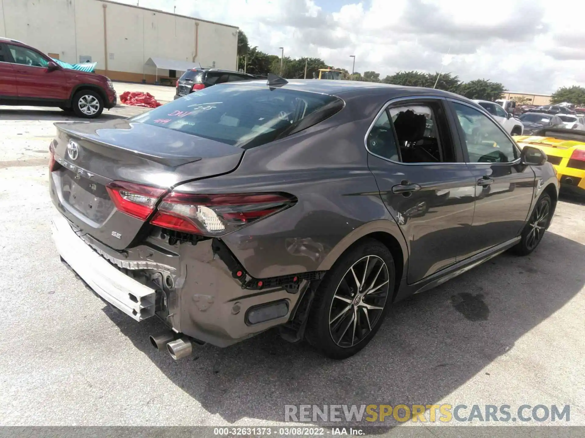 4 Photograph of a damaged car 4T1G11AK5MU518018 TOYOTA CAMRY 2021