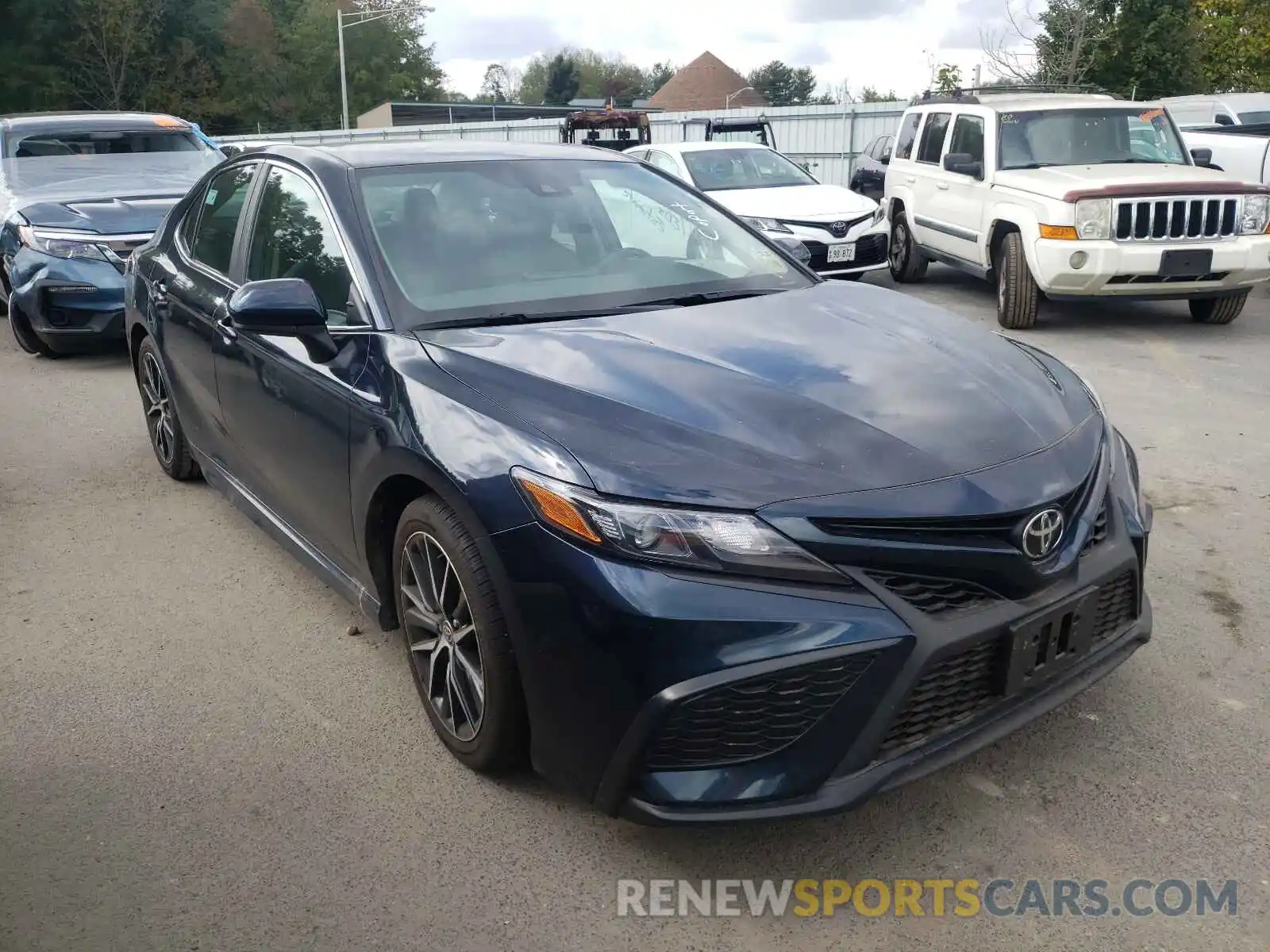 1 Photograph of a damaged car 4T1G11AK5MU520223 TOYOTA CAMRY 2021