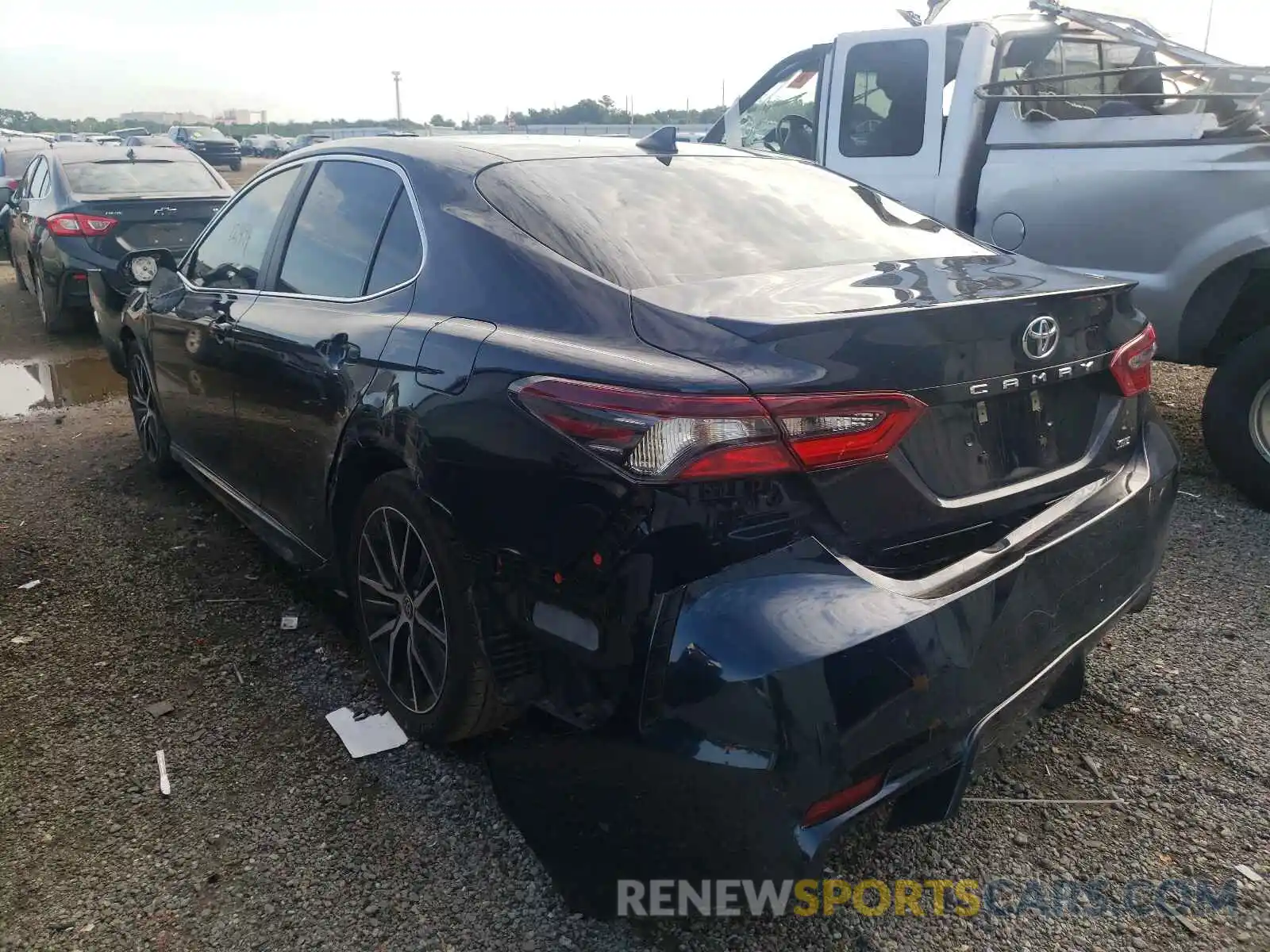 3 Photograph of a damaged car 4T1G11AK5MU520836 TOYOTA CAMRY 2021