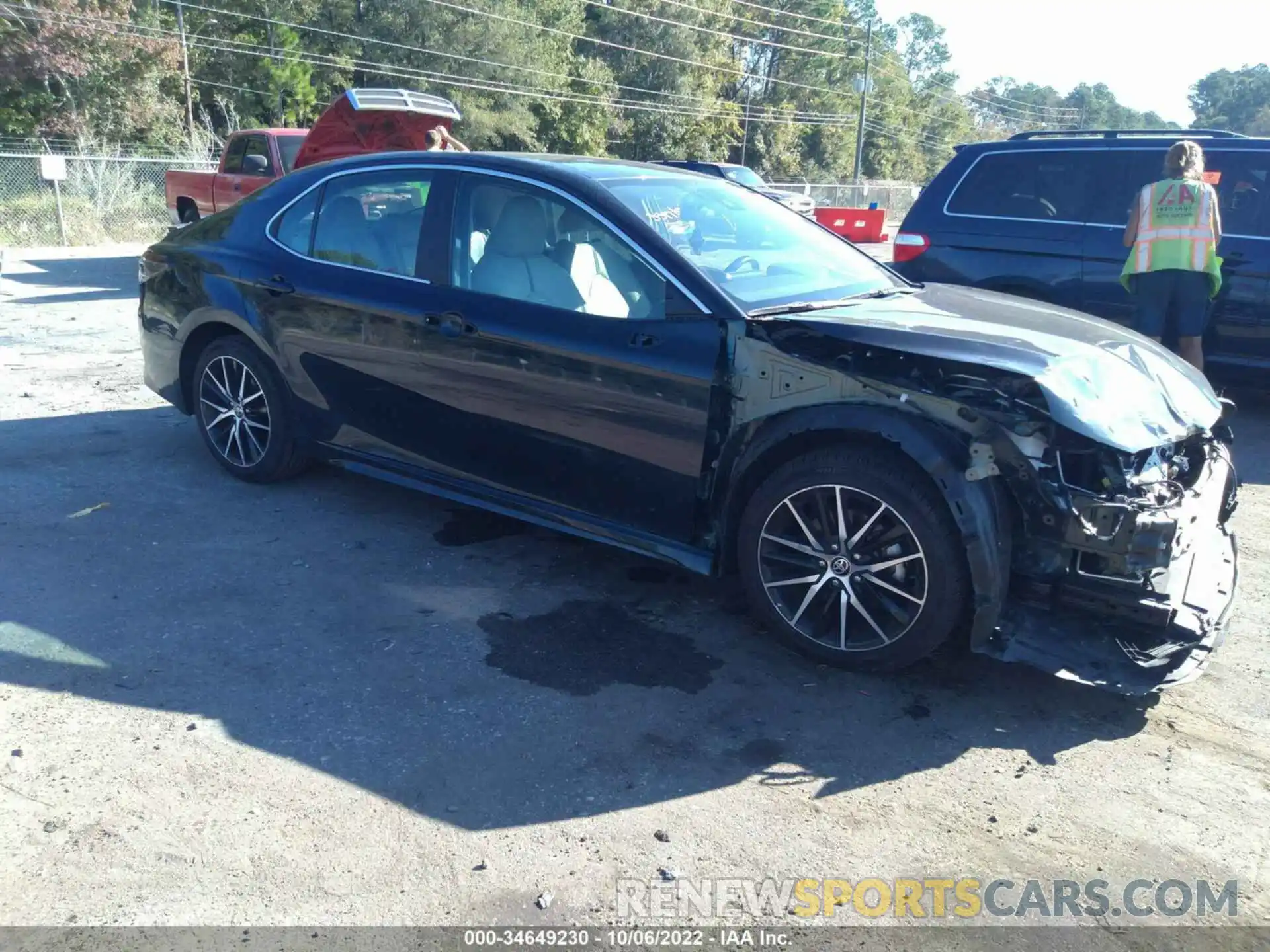 1 Photograph of a damaged car 4T1G11AK5MU522277 TOYOTA CAMRY 2021