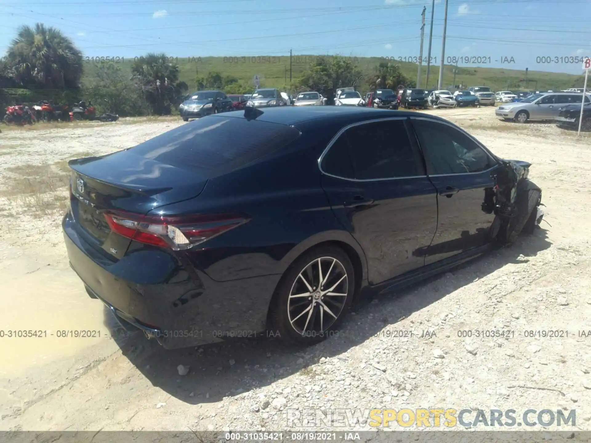 4 Photograph of a damaged car 4T1G11AK5MU529570 TOYOTA CAMRY 2021