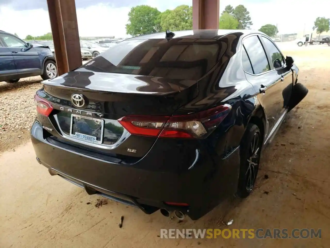 4 Photograph of a damaged car 4T1G11AK5MU530752 TOYOTA CAMRY 2021