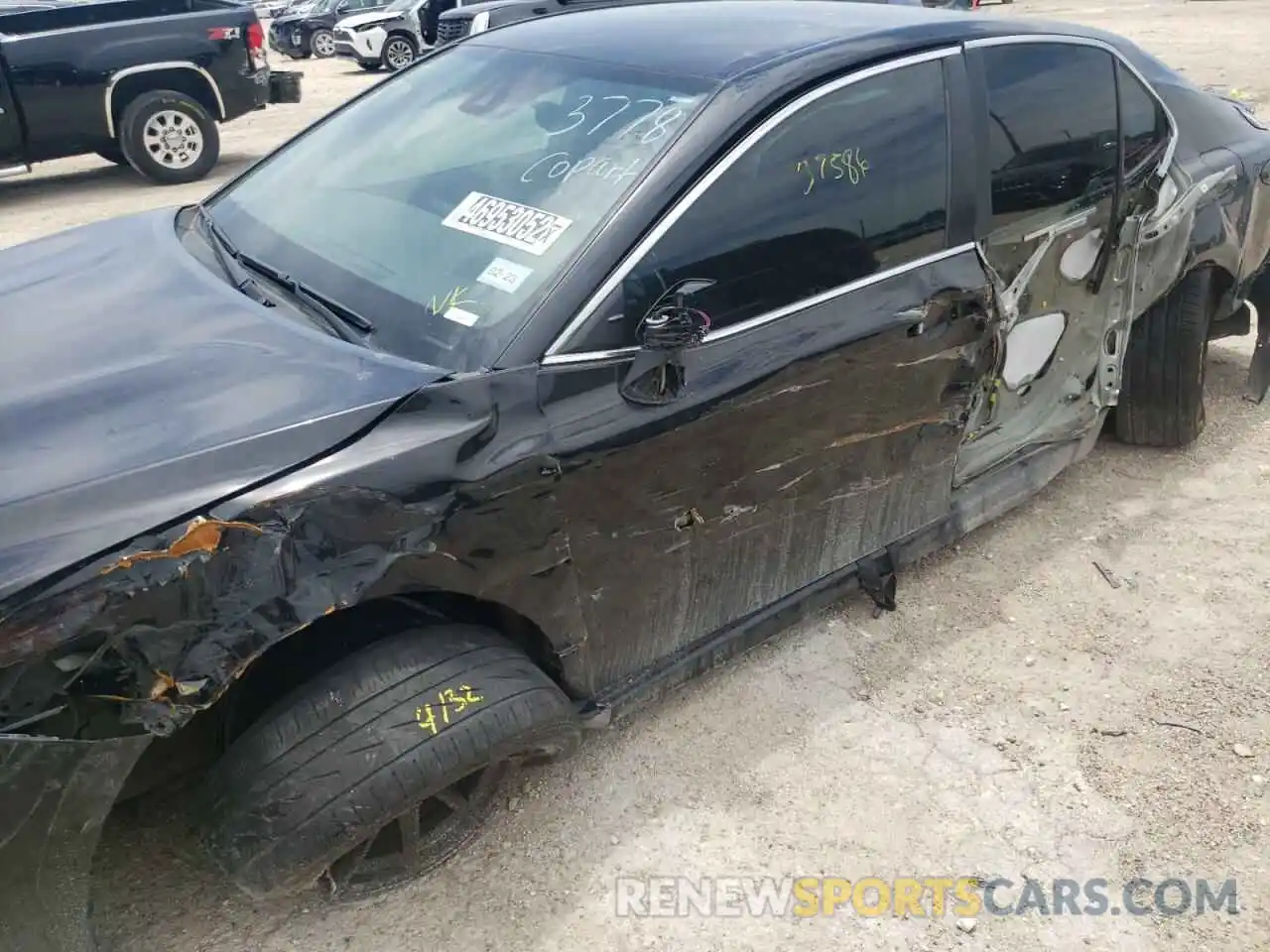 9 Photograph of a damaged car 4T1G11AK5MU533778 TOYOTA CAMRY 2021