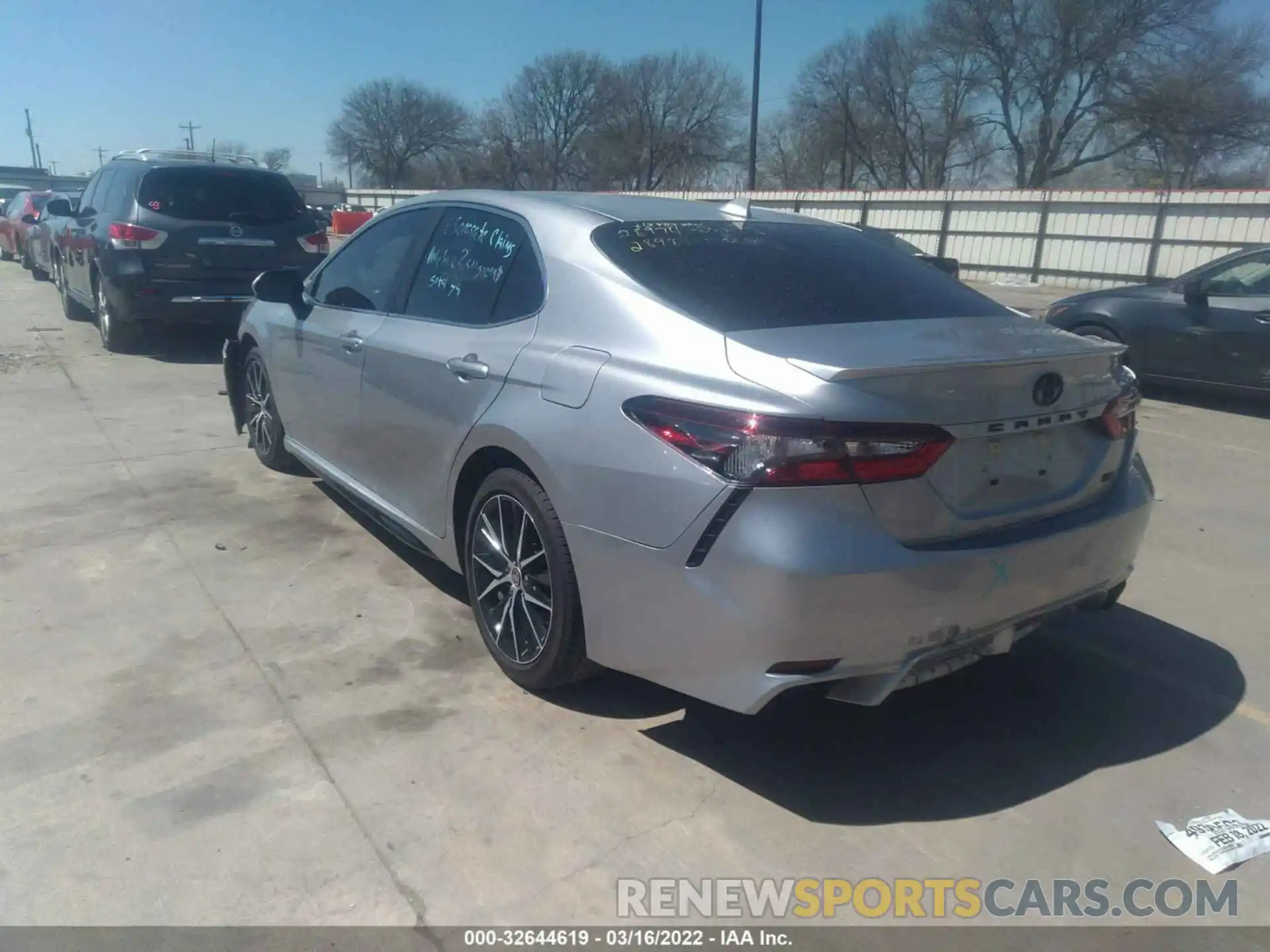 3 Photograph of a damaged car 4T1G11AK5MU536860 TOYOTA CAMRY 2021