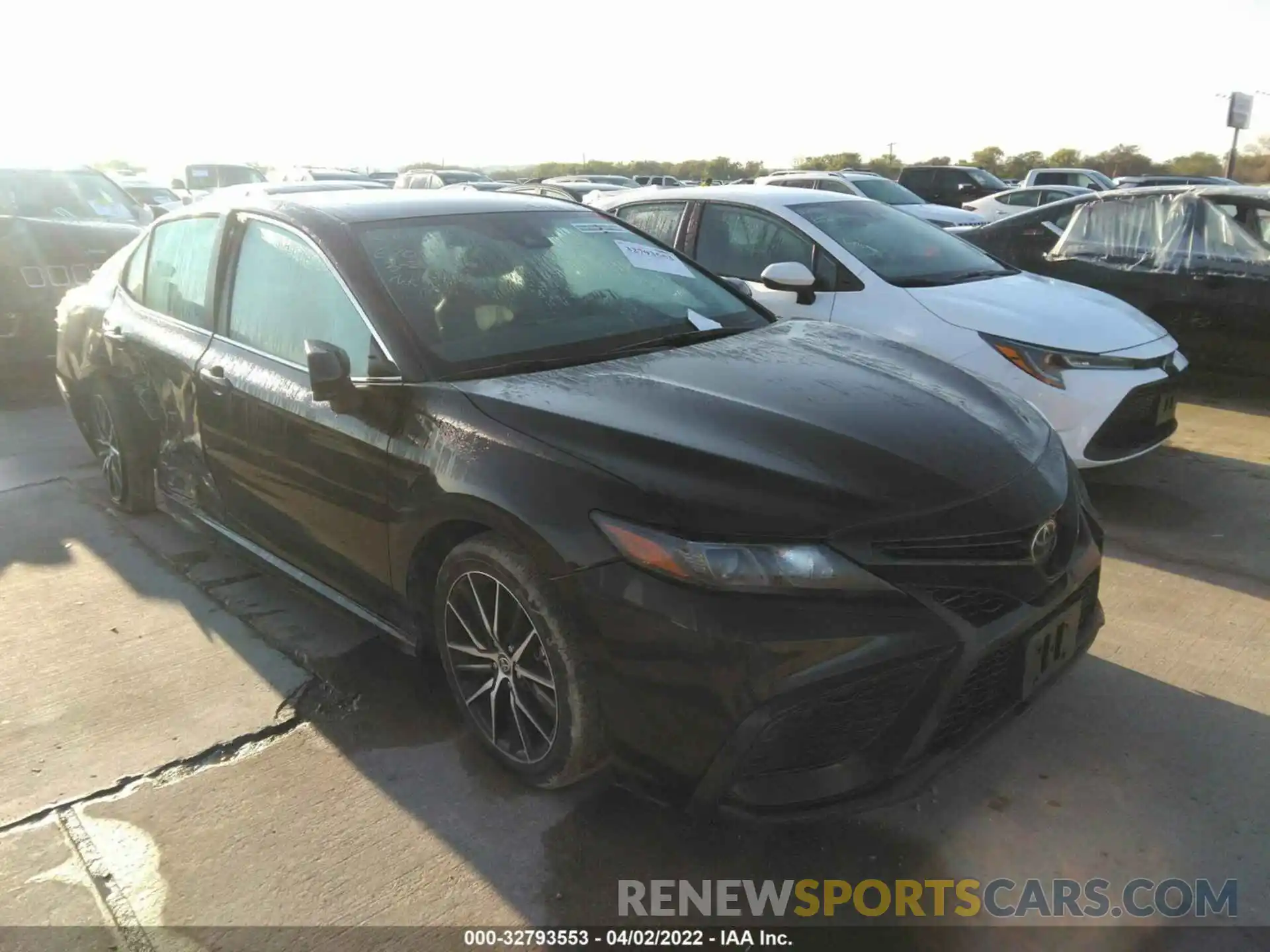 1 Photograph of a damaged car 4T1G11AK5MU539970 TOYOTA CAMRY 2021