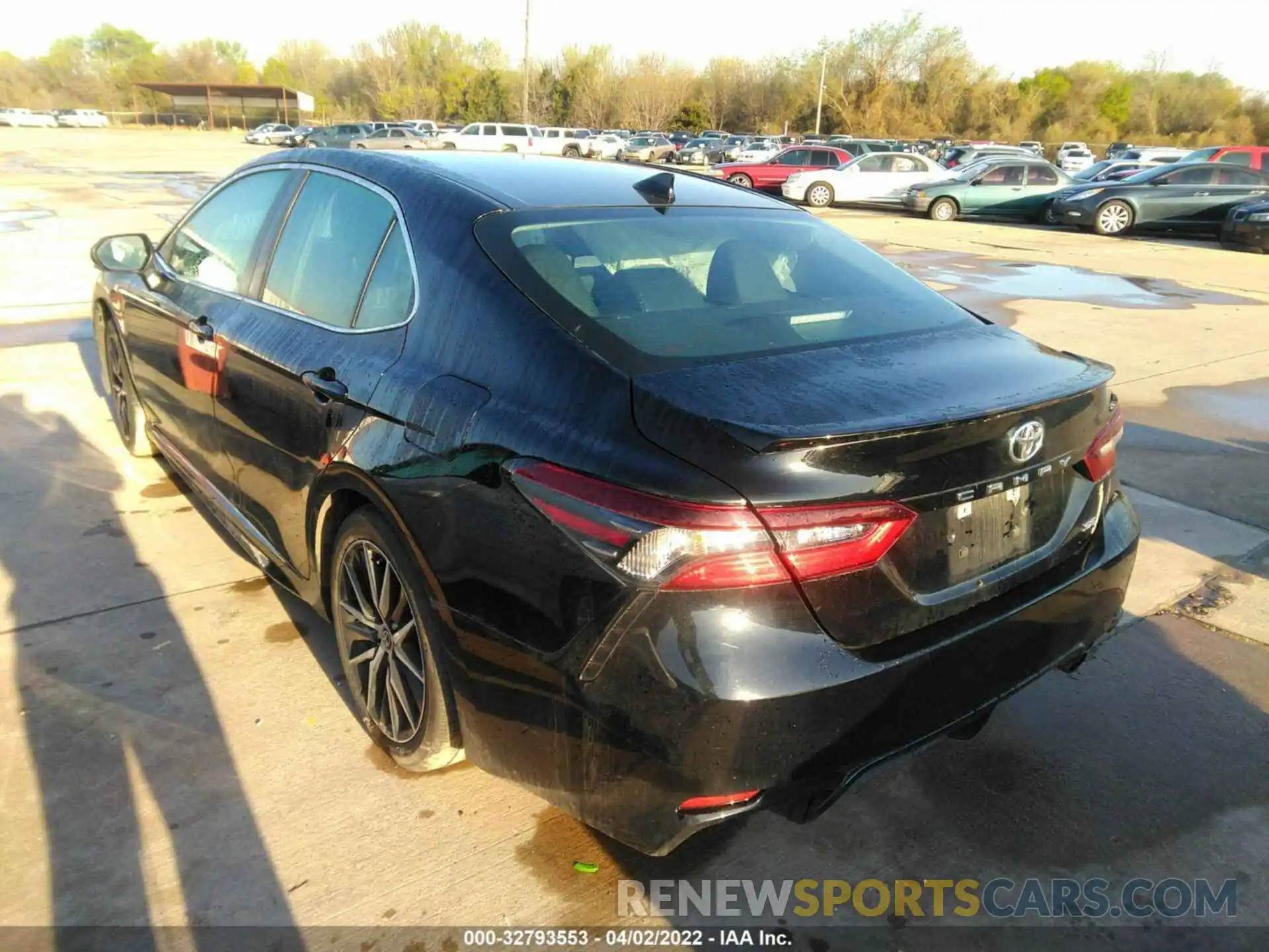 3 Photograph of a damaged car 4T1G11AK5MU539970 TOYOTA CAMRY 2021