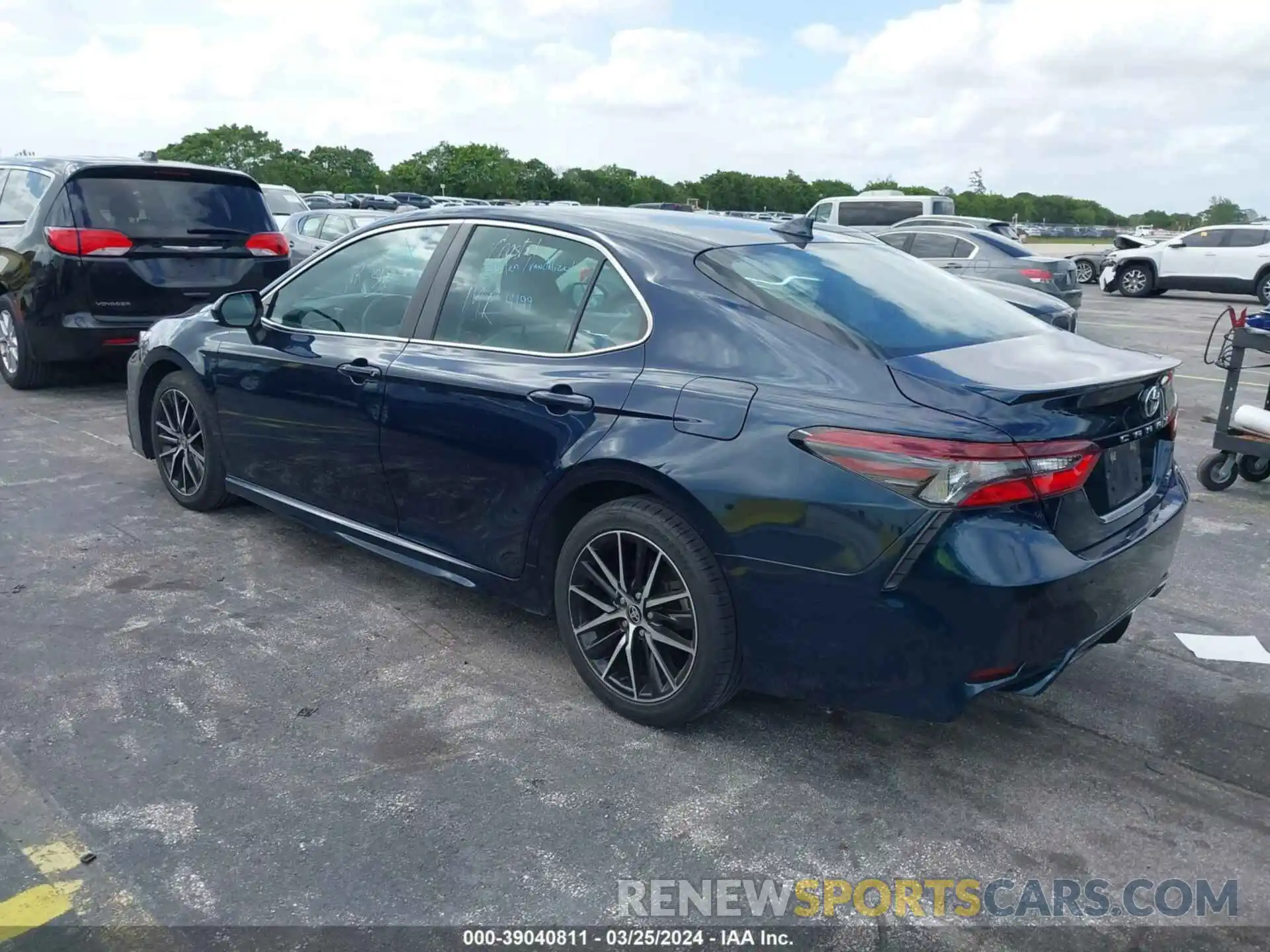 3 Photograph of a damaged car 4T1G11AK5MU542657 TOYOTA CAMRY 2021