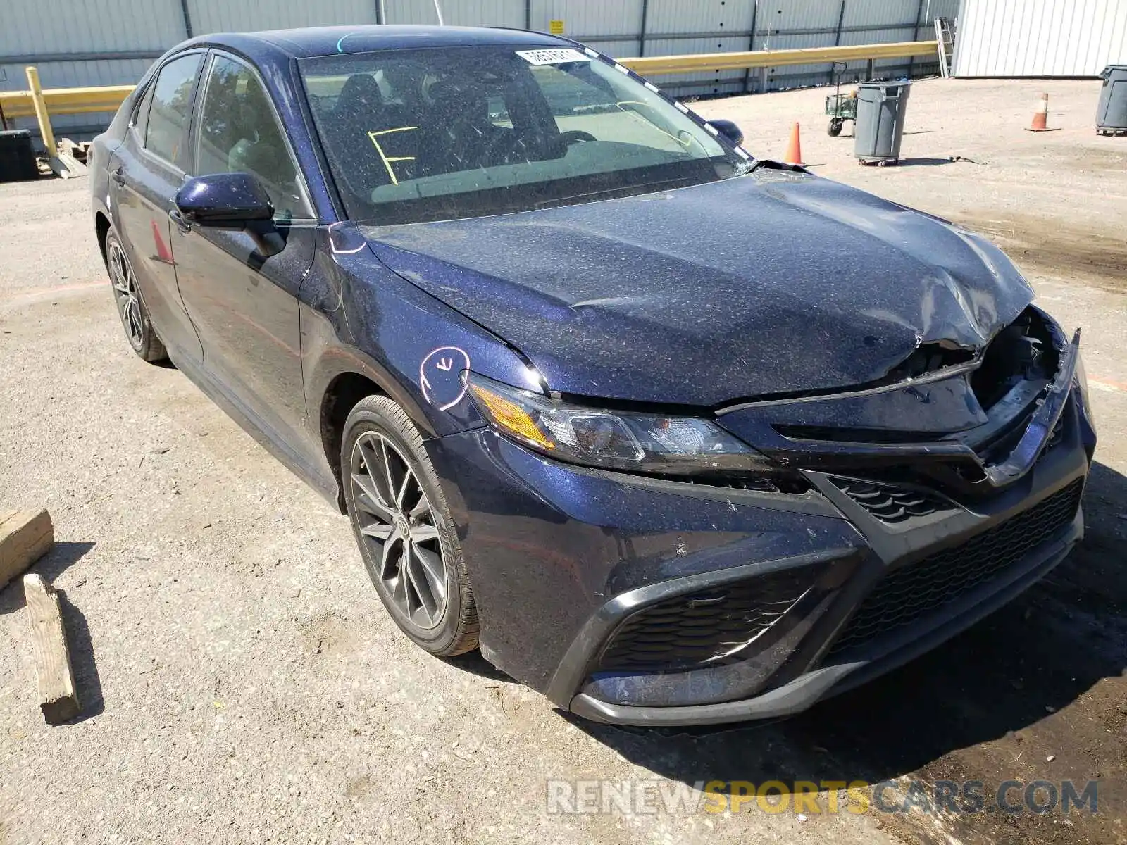 1 Photograph of a damaged car 4T1G11AK5MU554887 TOYOTA CAMRY 2021