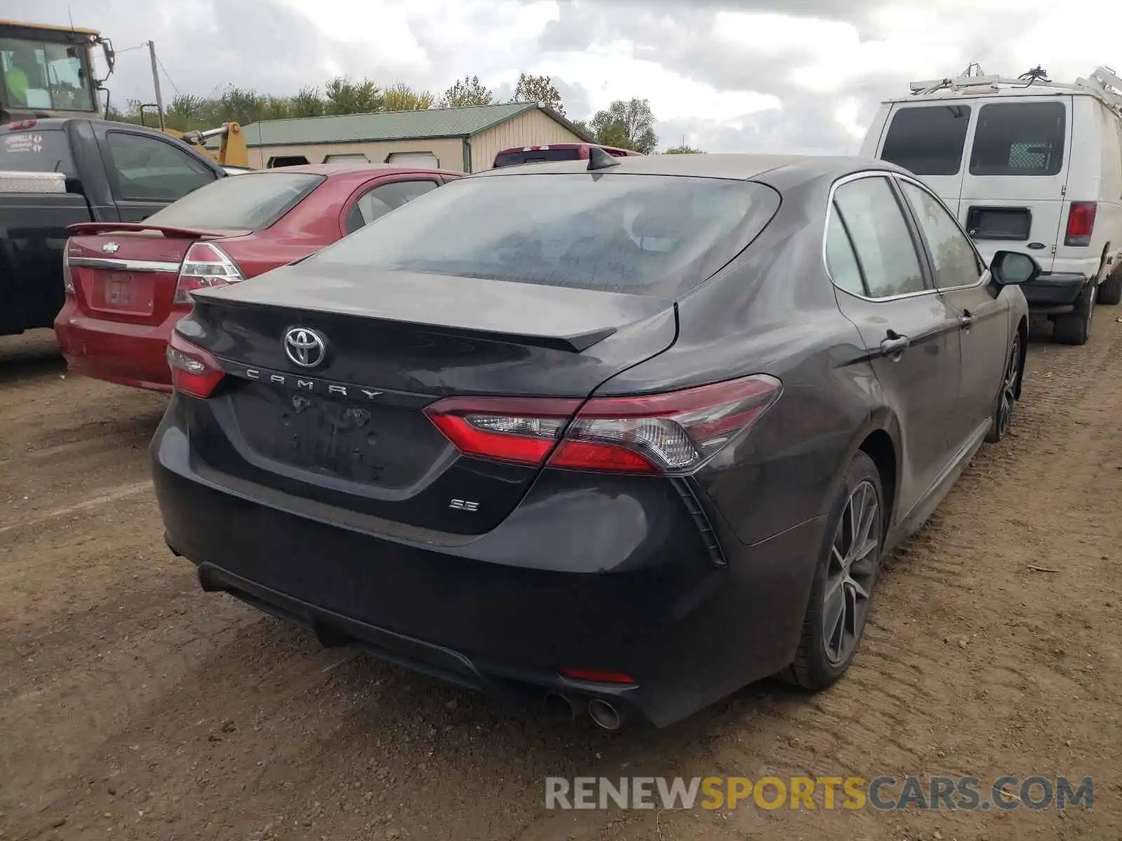 4 Photograph of a damaged car 4T1G11AK5MU555912 TOYOTA CAMRY 2021