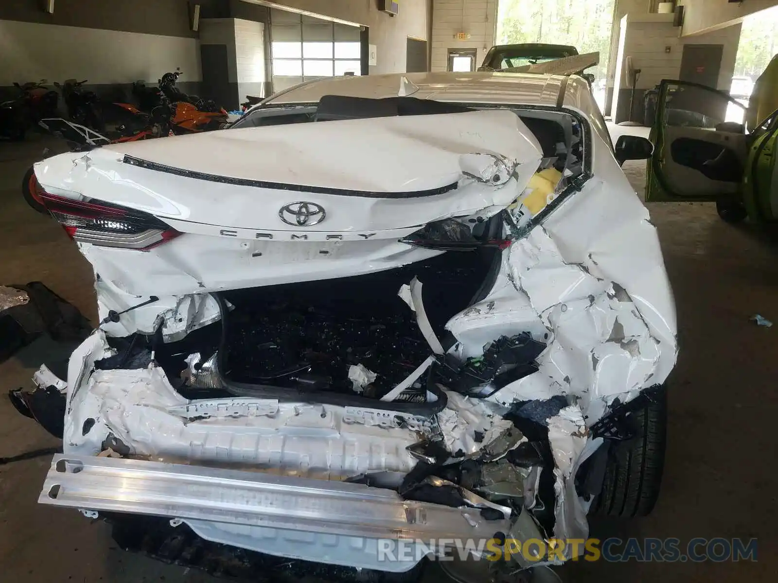 9 Photograph of a damaged car 4T1G11AK5MU563251 TOYOTA CAMRY 2021