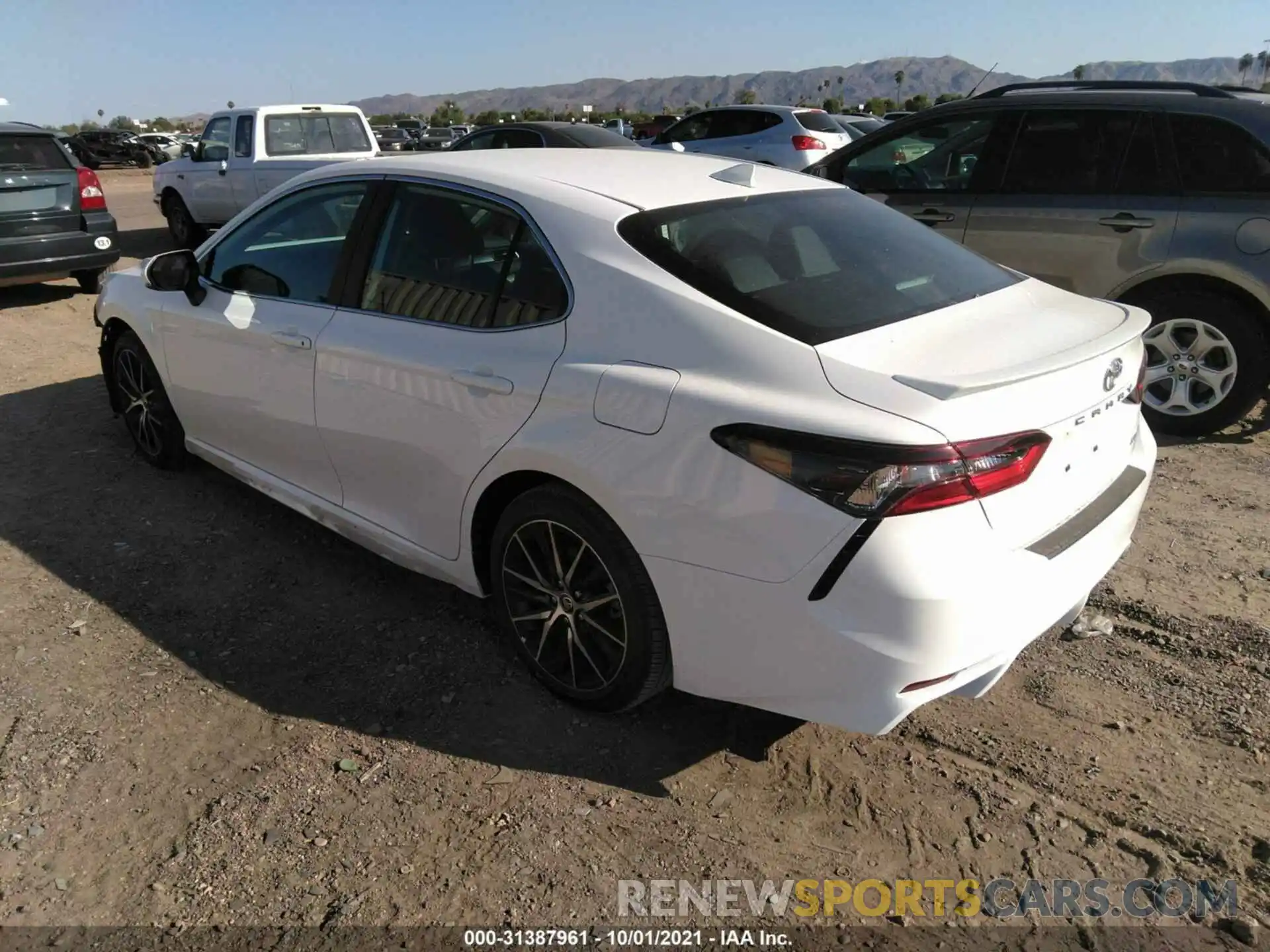 3 Photograph of a damaged car 4T1G11AK5MU565159 TOYOTA CAMRY 2021