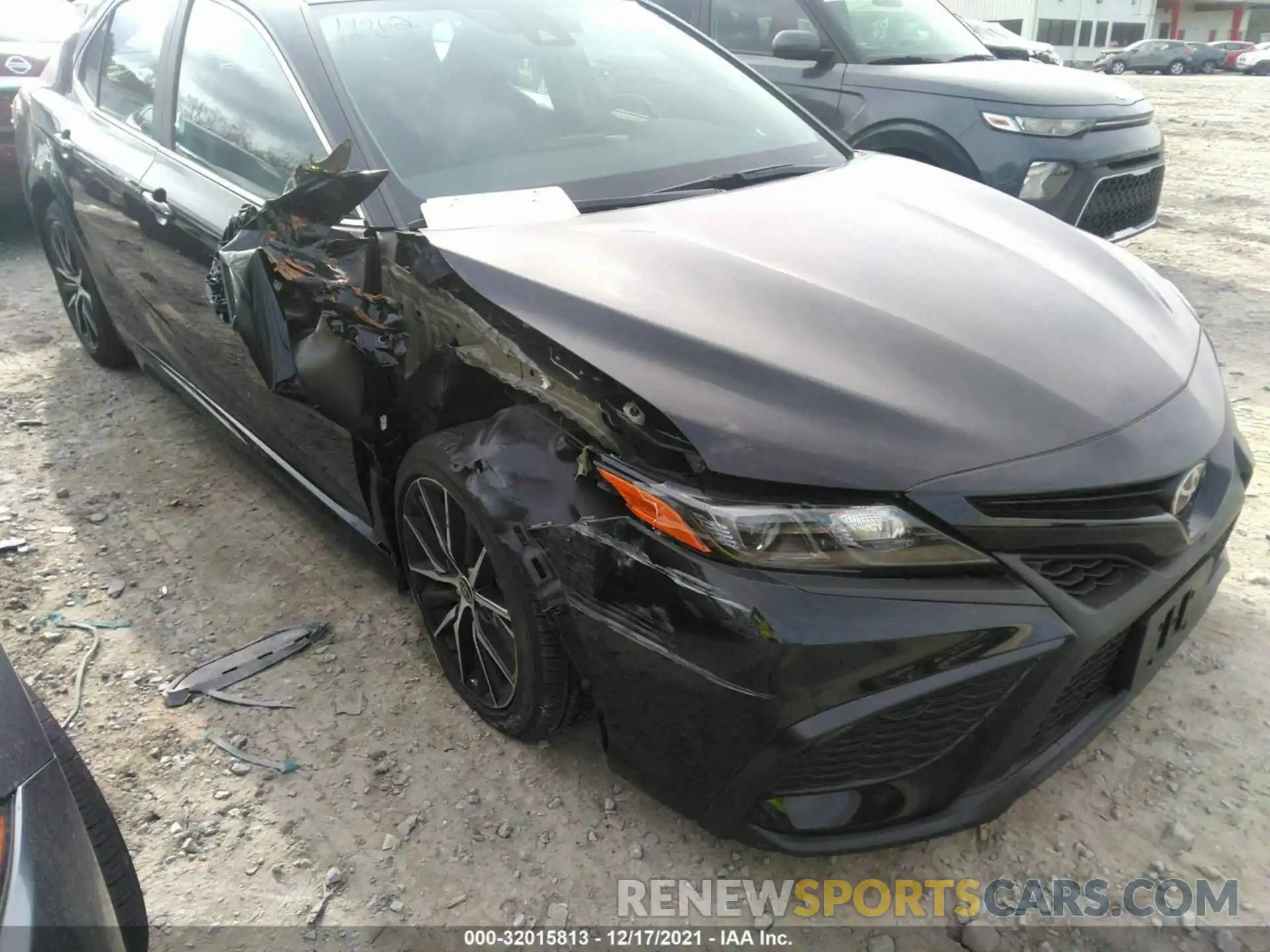 6 Photograph of a damaged car 4T1G11AK5MU573830 TOYOTA CAMRY 2021