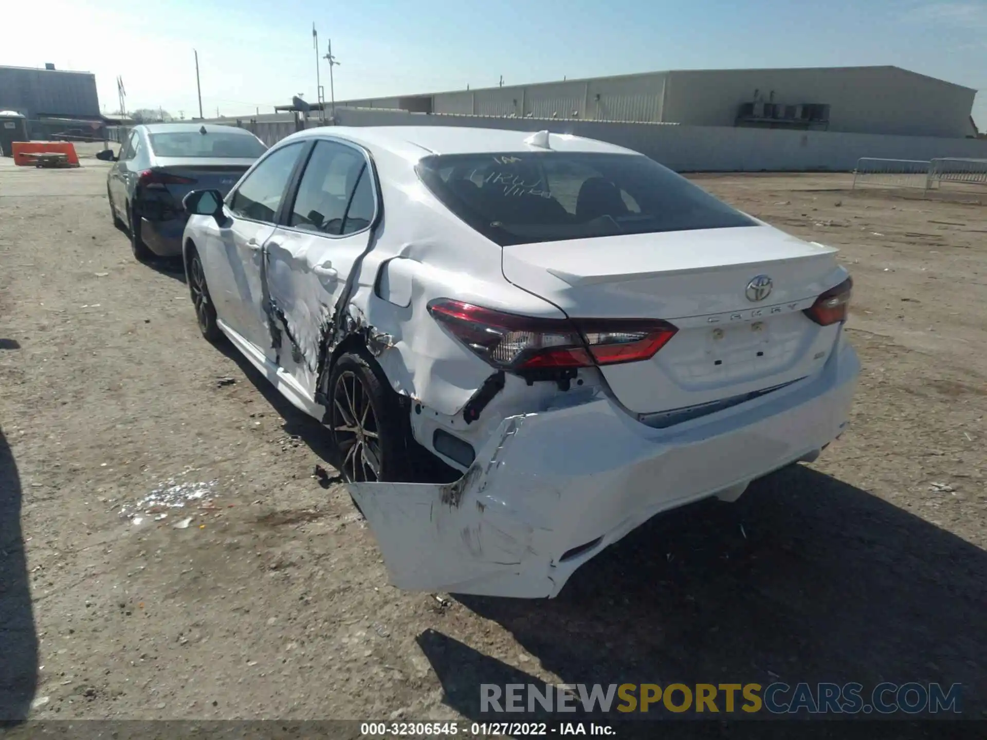 3 Photograph of a damaged car 4T1G11AK5MU584973 TOYOTA CAMRY 2021