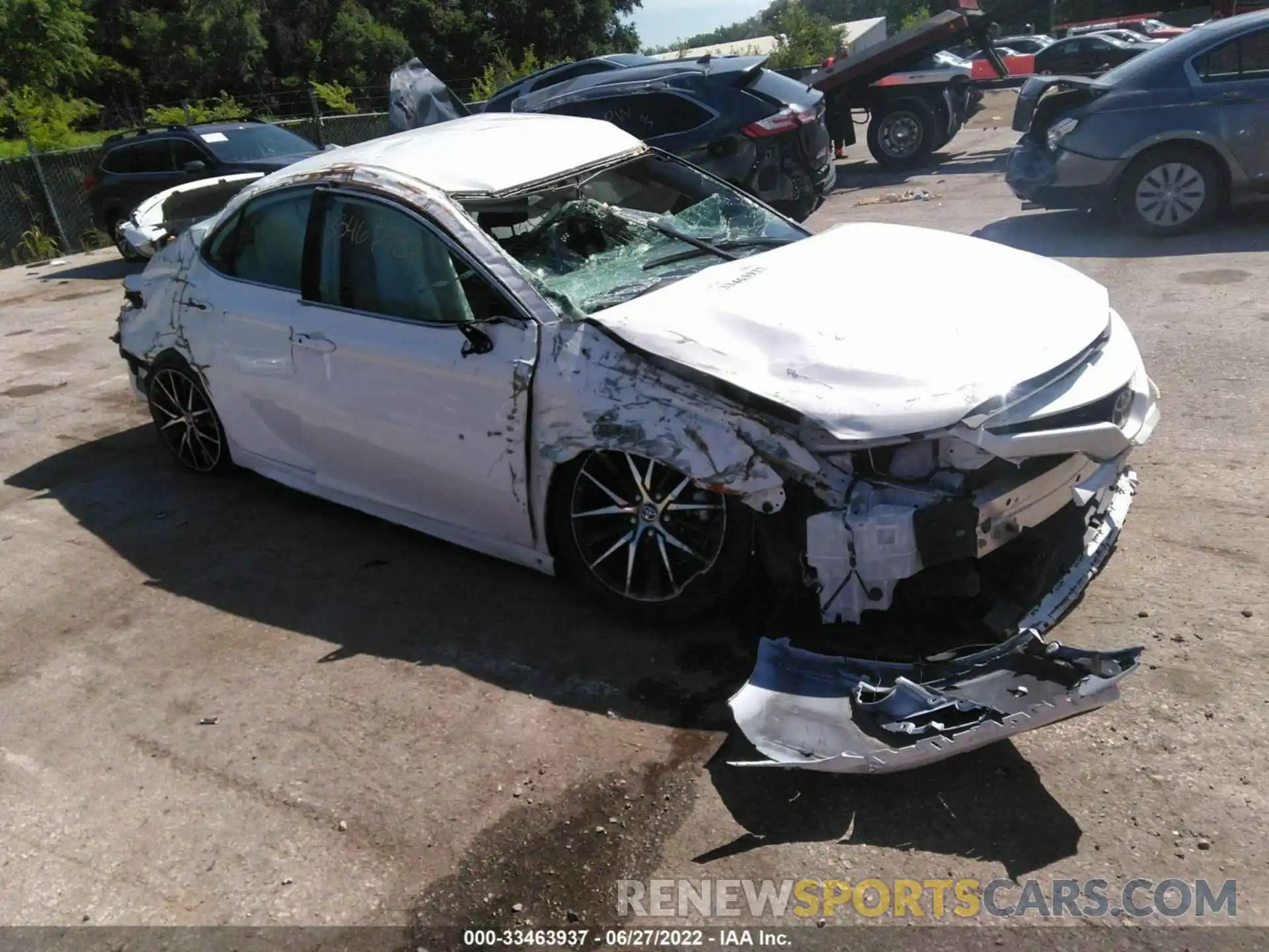 1 Photograph of a damaged car 4T1G11AK5MU587727 TOYOTA CAMRY 2021