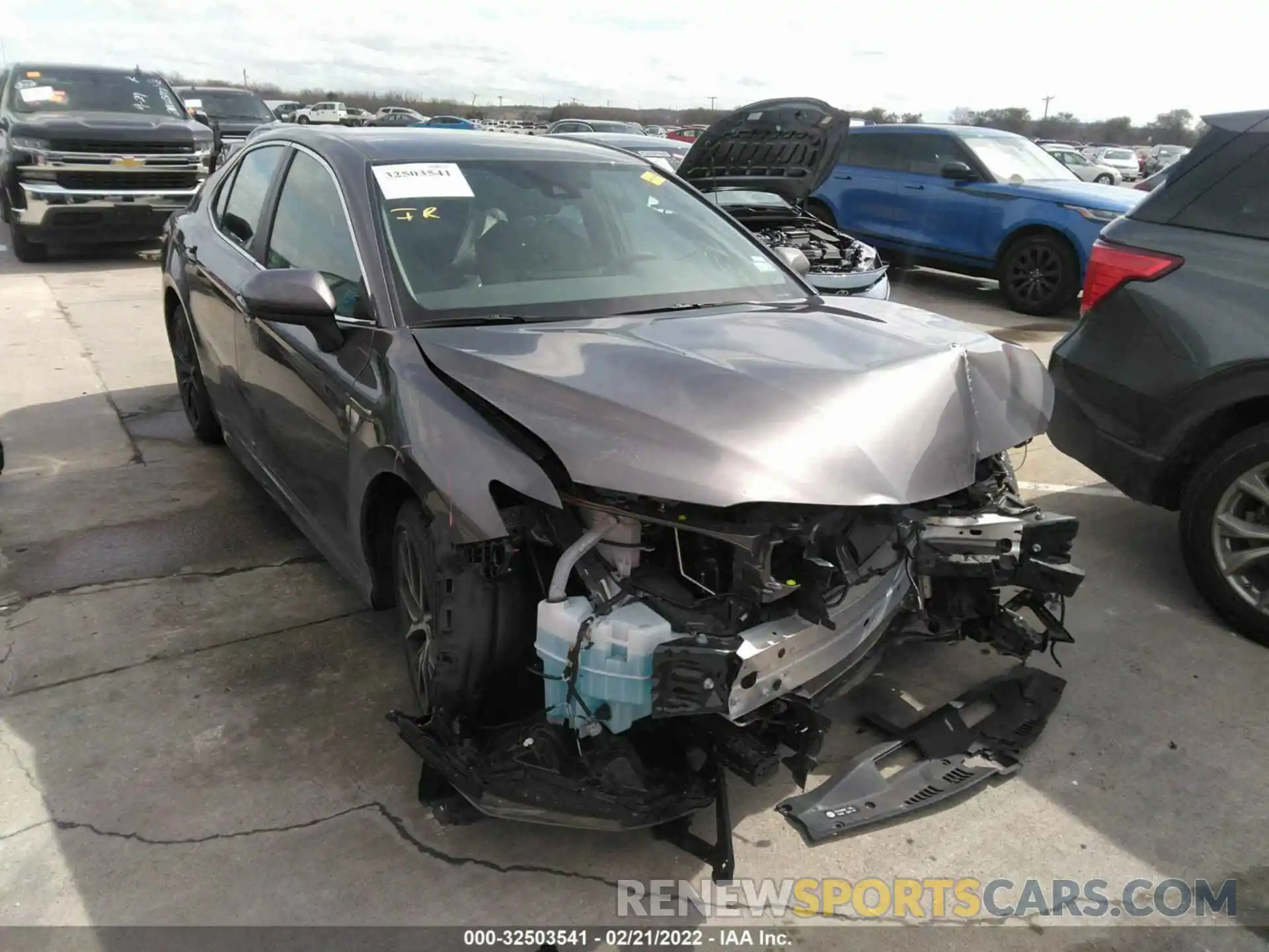 1 Photograph of a damaged car 4T1G11AK5MU599408 TOYOTA CAMRY 2021