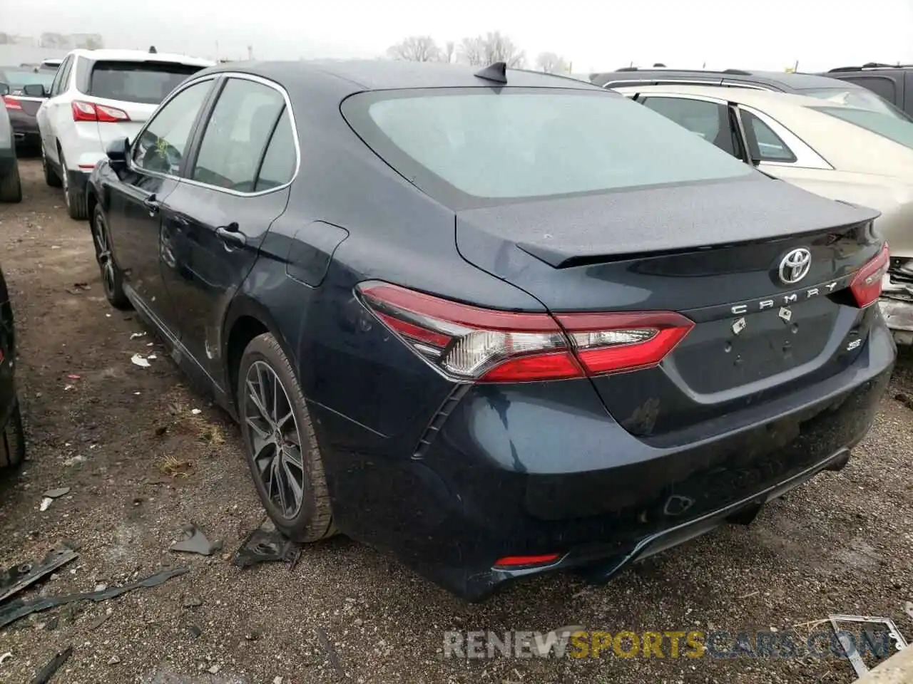 3 Photograph of a damaged car 4T1G11AK5MU599991 TOYOTA CAMRY 2021