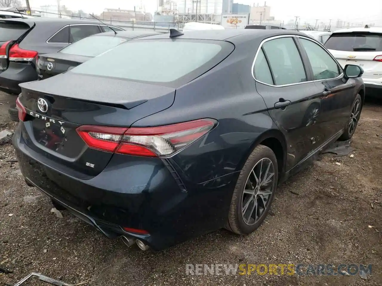 4 Фотография поврежденного автомобиля 4T1G11AK5MU599991 TOYOTA CAMRY 2021