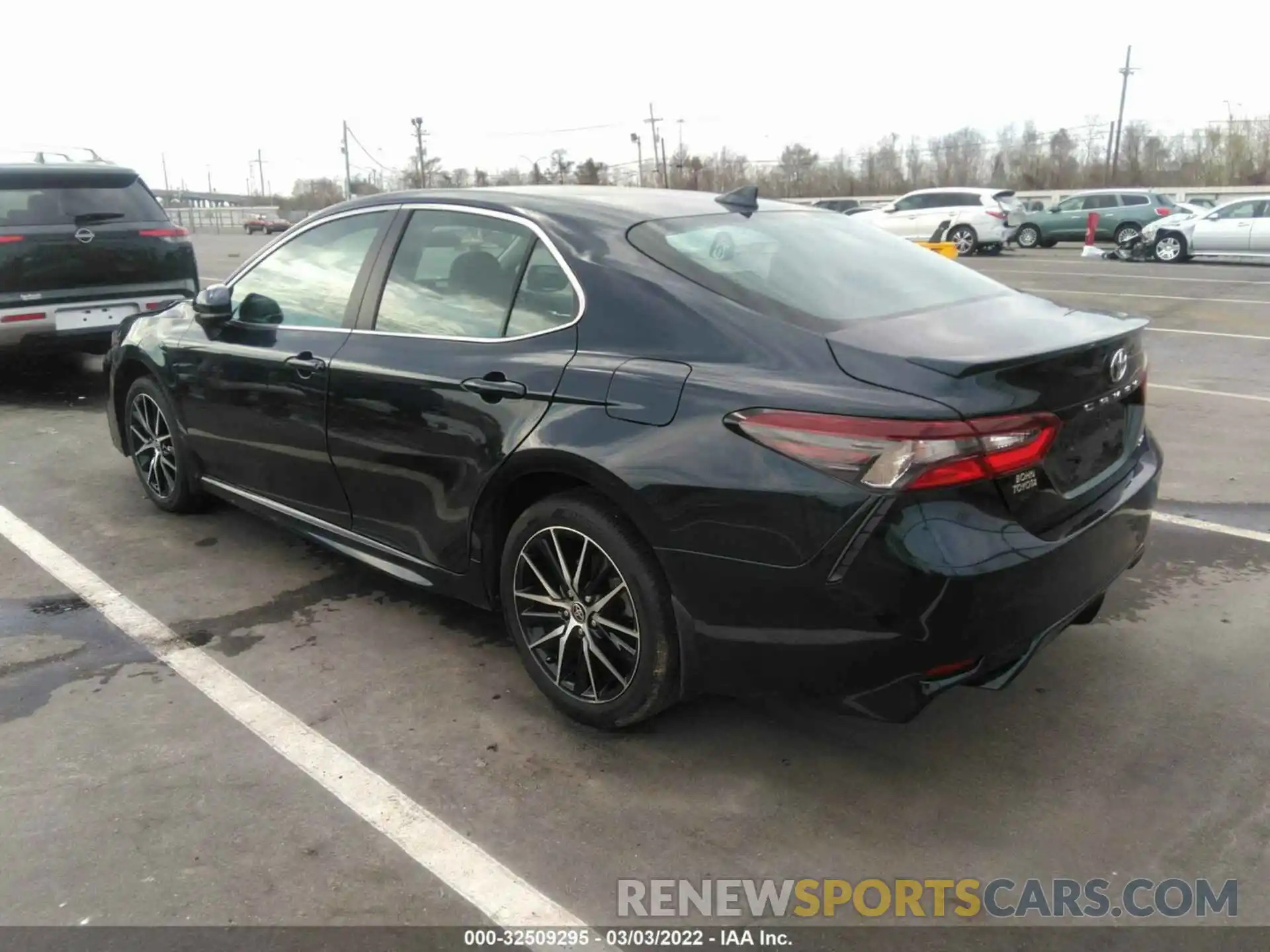 3 Photograph of a damaged car 4T1G11AK5MU602520 TOYOTA CAMRY 2021