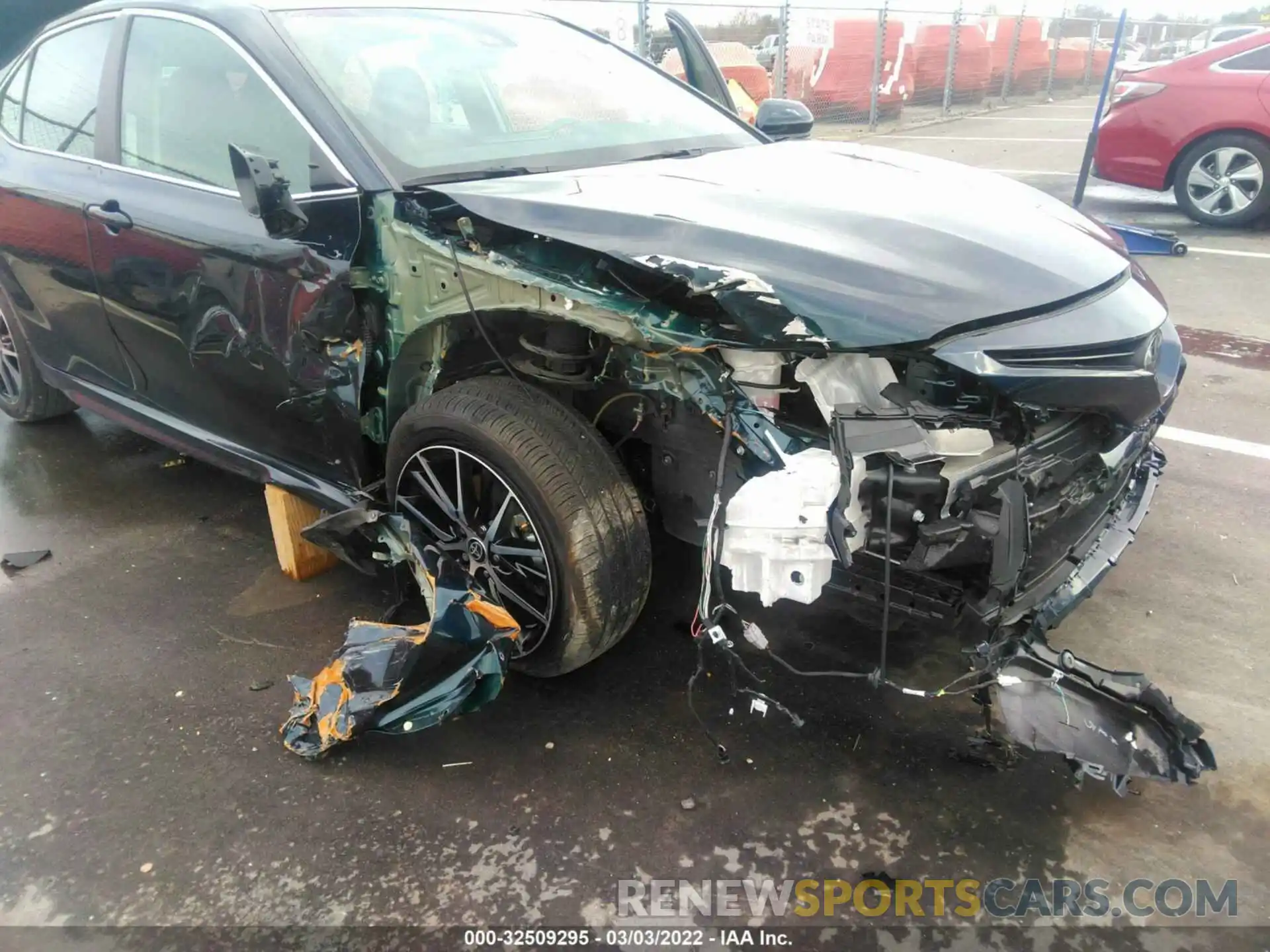 6 Photograph of a damaged car 4T1G11AK5MU602520 TOYOTA CAMRY 2021