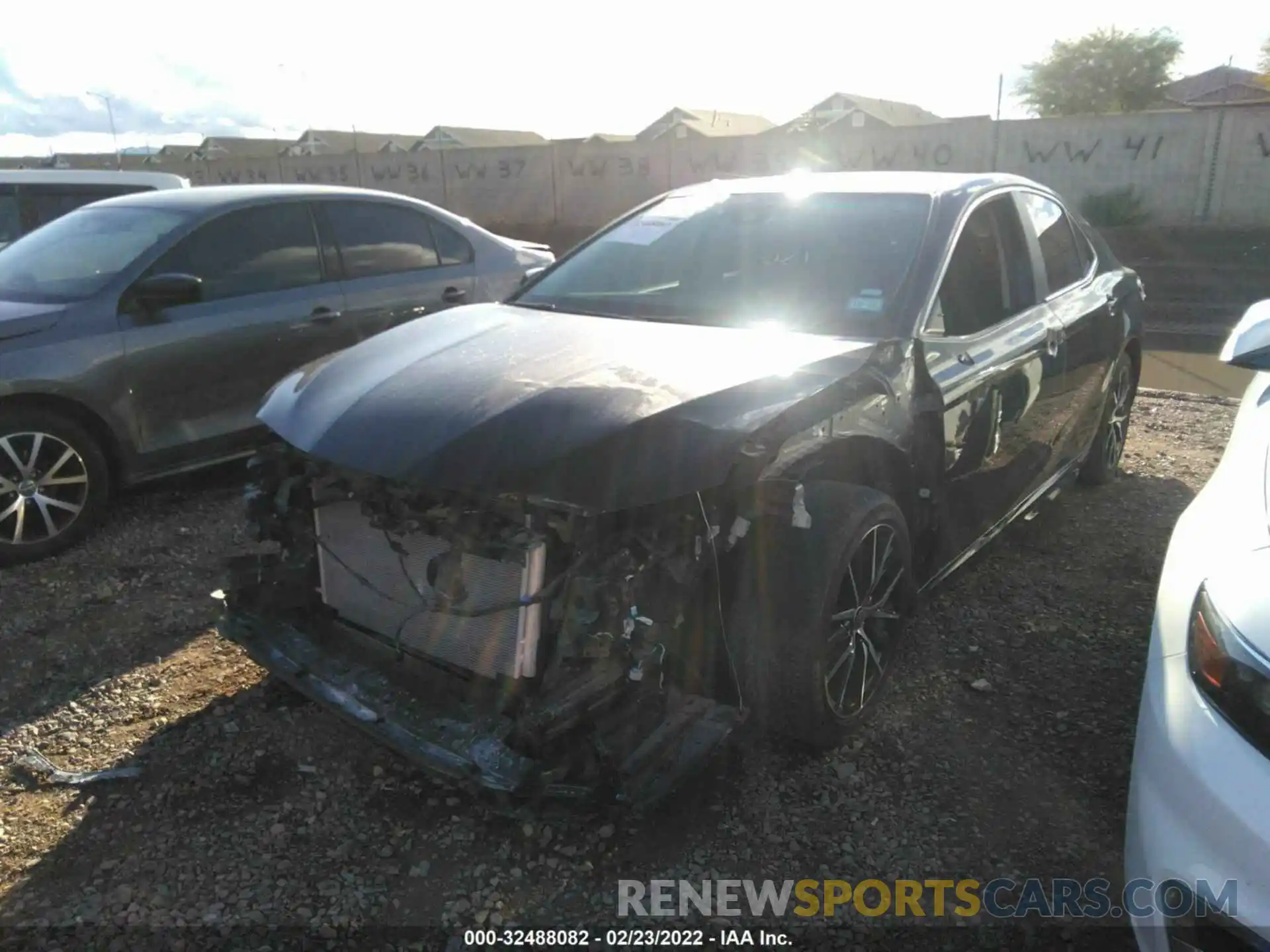 6 Photograph of a damaged car 4T1G11AK6MU409146 TOYOTA CAMRY 2021