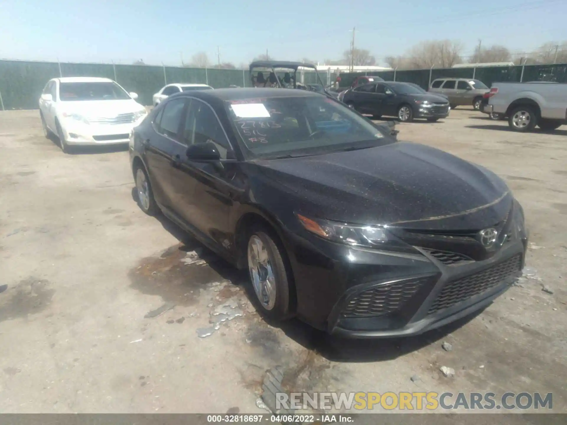 1 Фотография поврежденного автомобиля 4T1G11AK6MU410734 TOYOTA CAMRY 2021