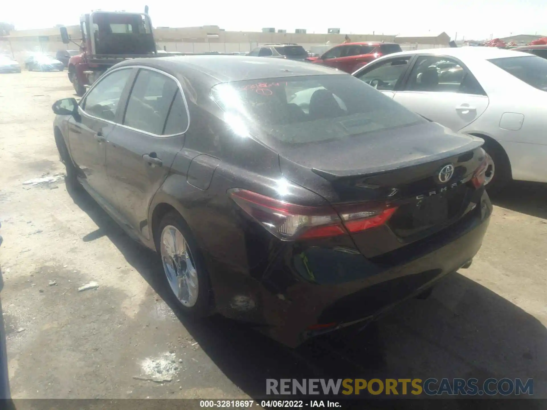 3 Photograph of a damaged car 4T1G11AK6MU410734 TOYOTA CAMRY 2021