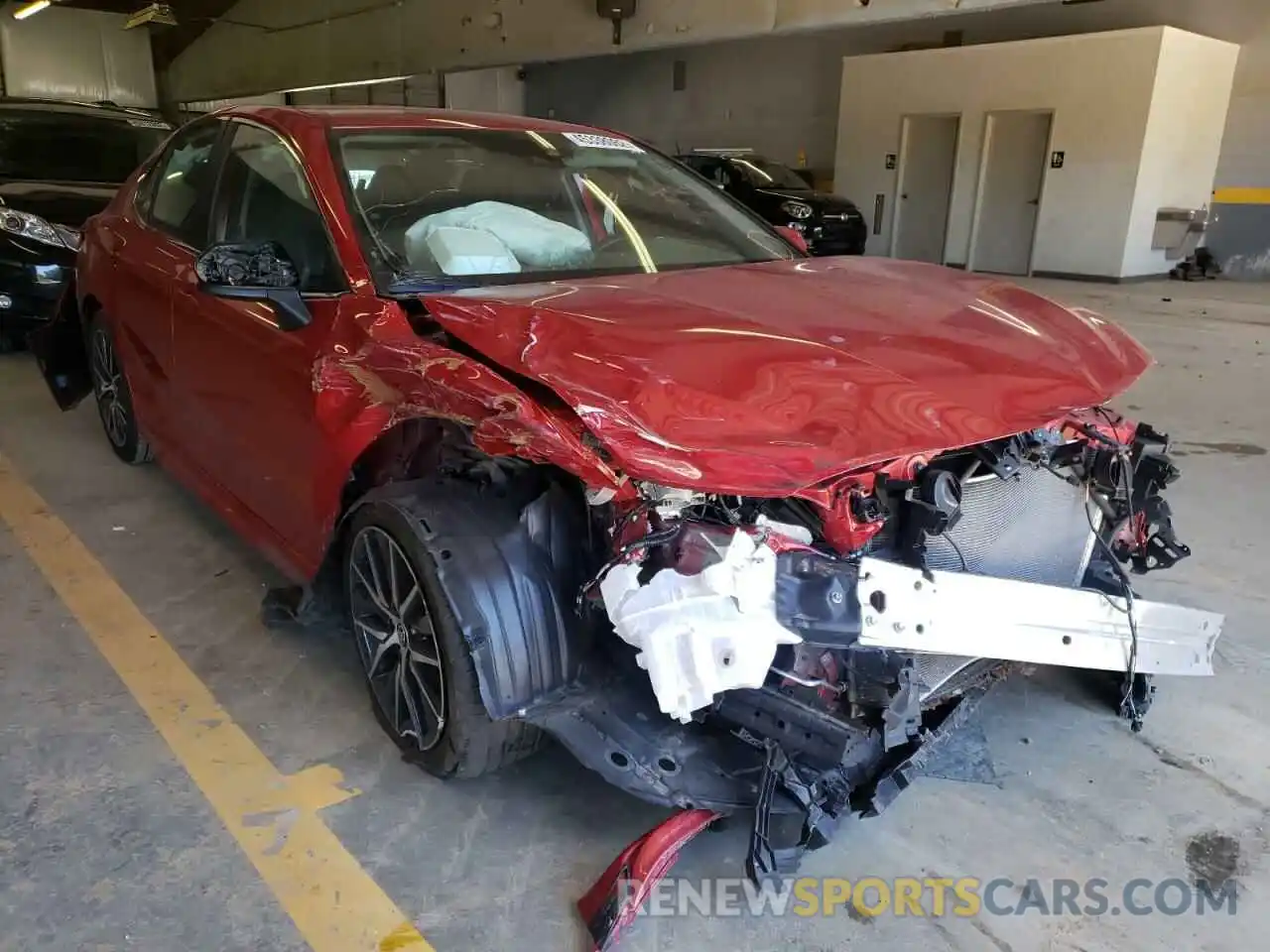 1 Photograph of a damaged car 4T1G11AK6MU414007 TOYOTA CAMRY 2021