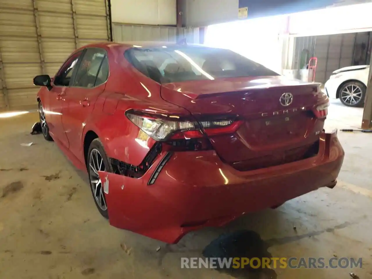 3 Photograph of a damaged car 4T1G11AK6MU414007 TOYOTA CAMRY 2021