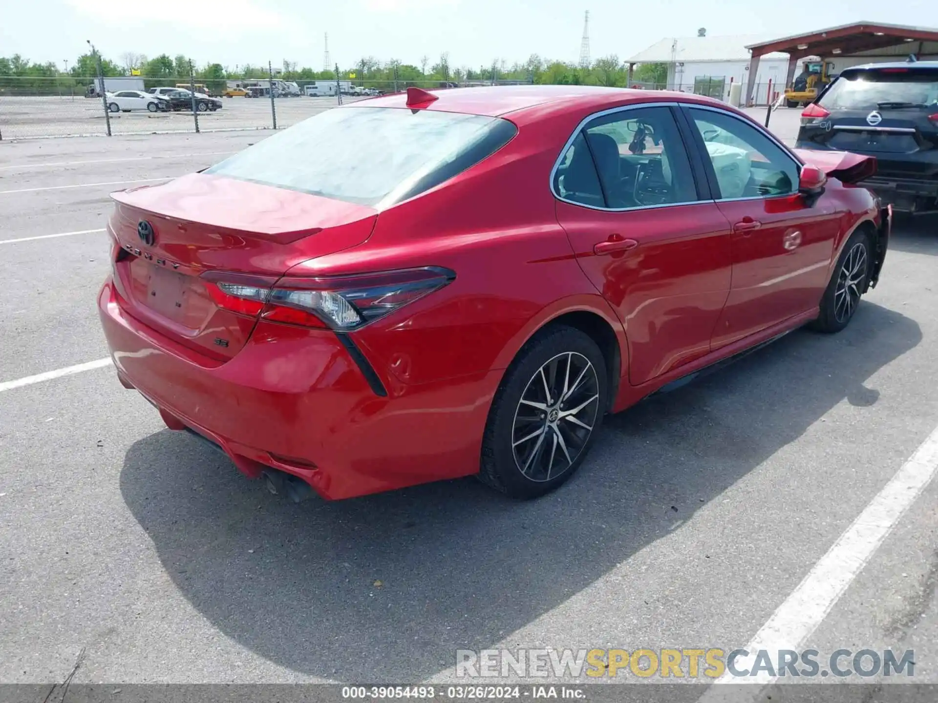 4 Photograph of a damaged car 4T1G11AK6MU414394 TOYOTA CAMRY 2021