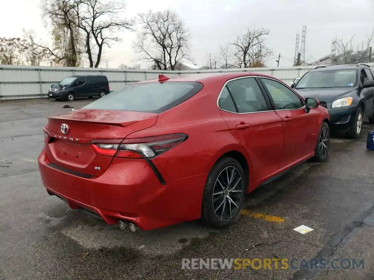 4 Photograph of a damaged car 4T1G11AK6MU419563 TOYOTA CAMRY 2021