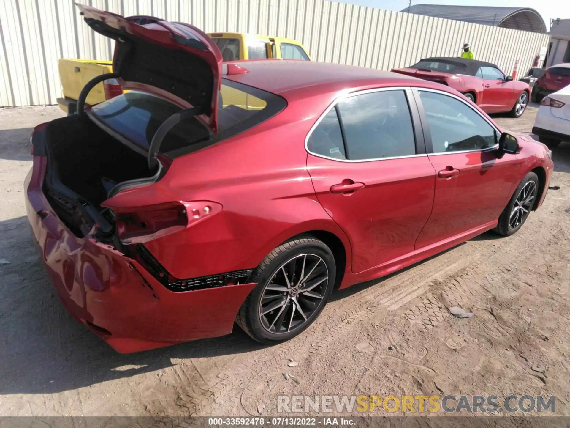 4 Photograph of a damaged car 4T1G11AK6MU429428 TOYOTA CAMRY 2021