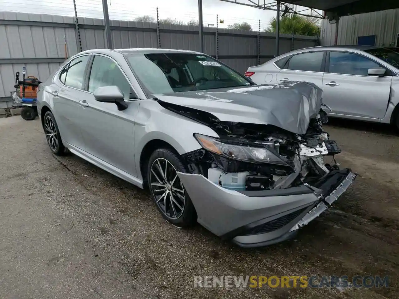 1 Photograph of a damaged car 4T1G11AK6MU430689 TOYOTA CAMRY 2021