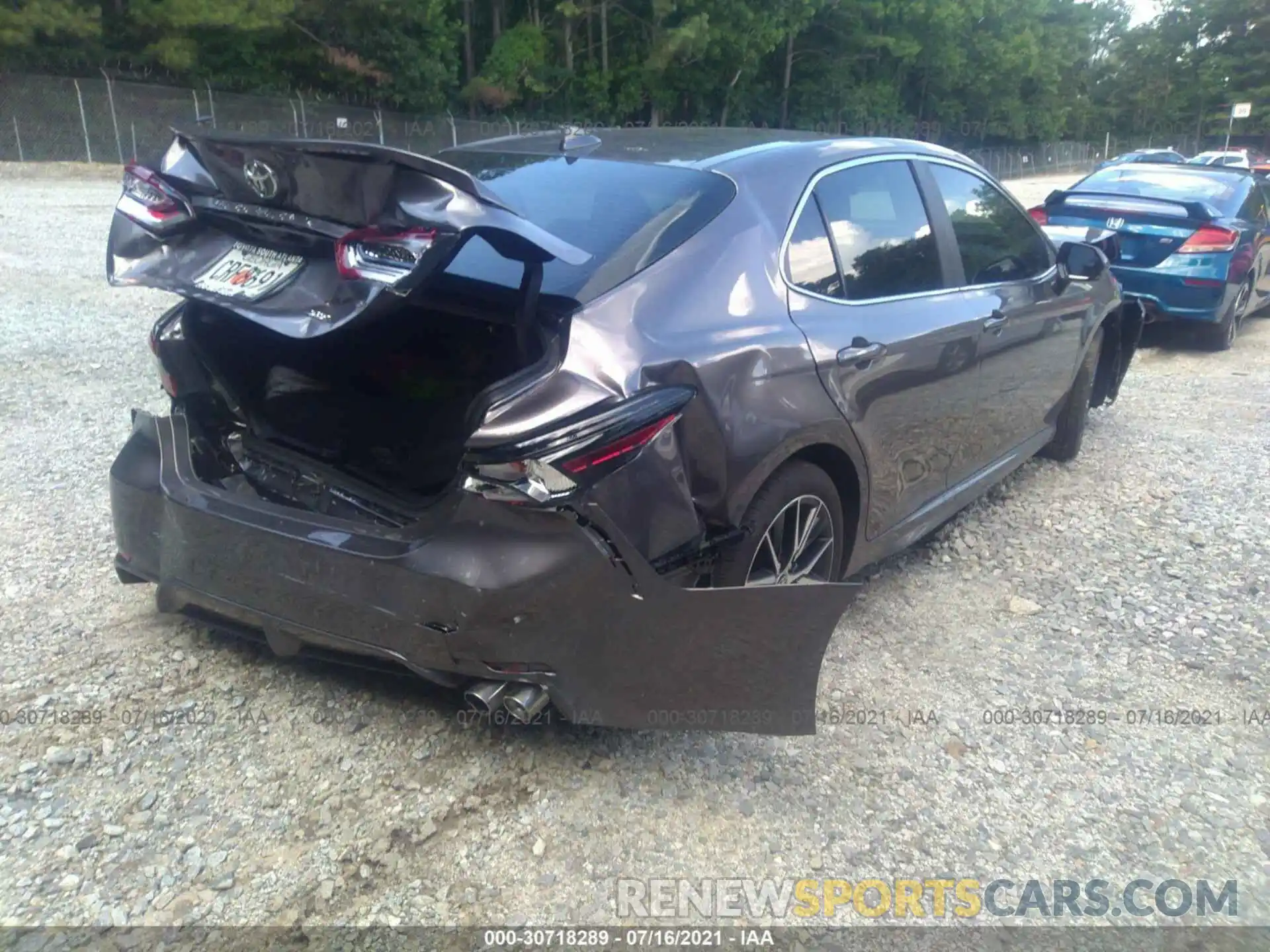 4 Photograph of a damaged car 4T1G11AK6MU431888 TOYOTA CAMRY 2021