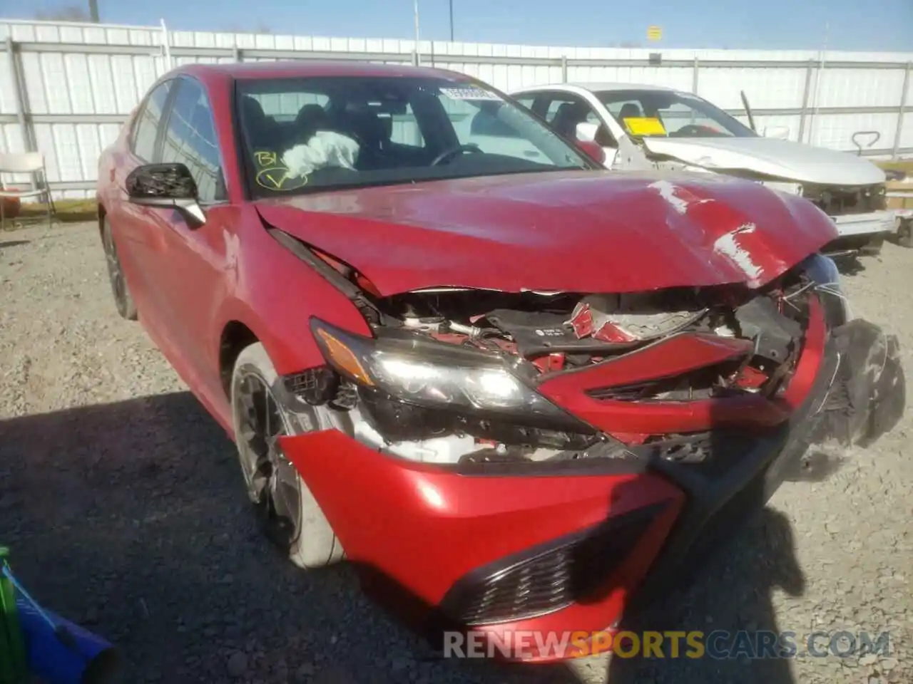 1 Photograph of a damaged car 4T1G11AK6MU432023 TOYOTA CAMRY 2021