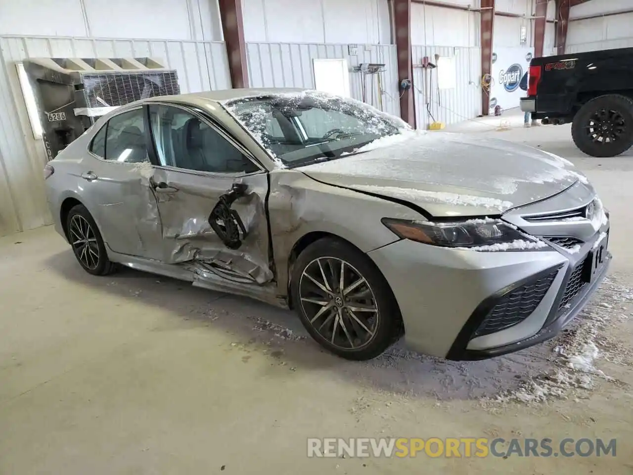 4 Photograph of a damaged car 4T1G11AK6MU441935 TOYOTA CAMRY 2021