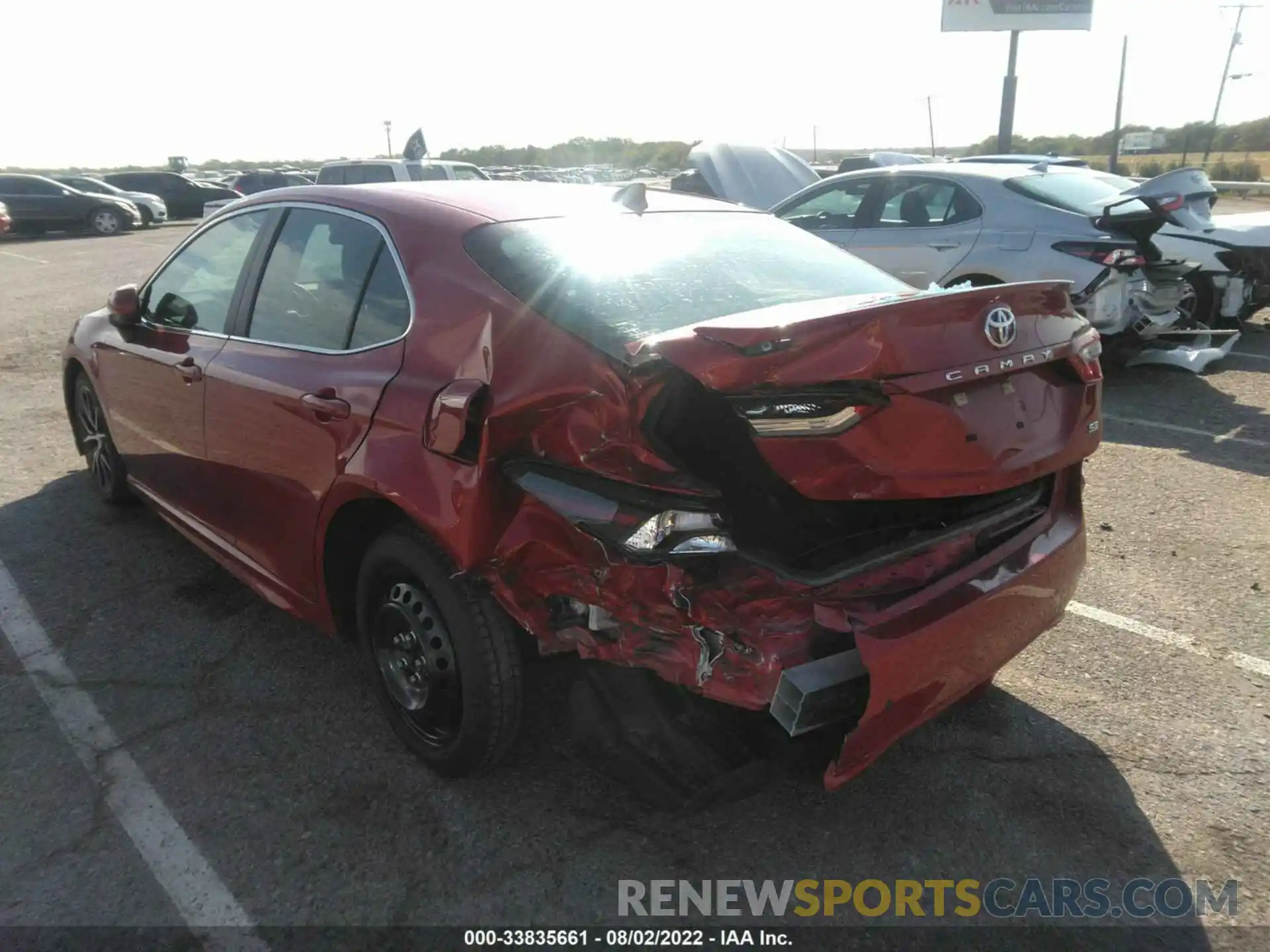 3 Photograph of a damaged car 4T1G11AK6MU442065 TOYOTA CAMRY 2021