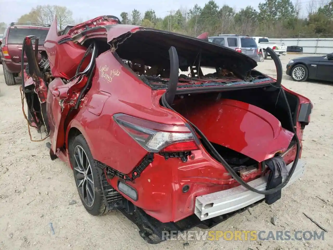 3 Photograph of a damaged car 4T1G11AK6MU443927 TOYOTA CAMRY 2021