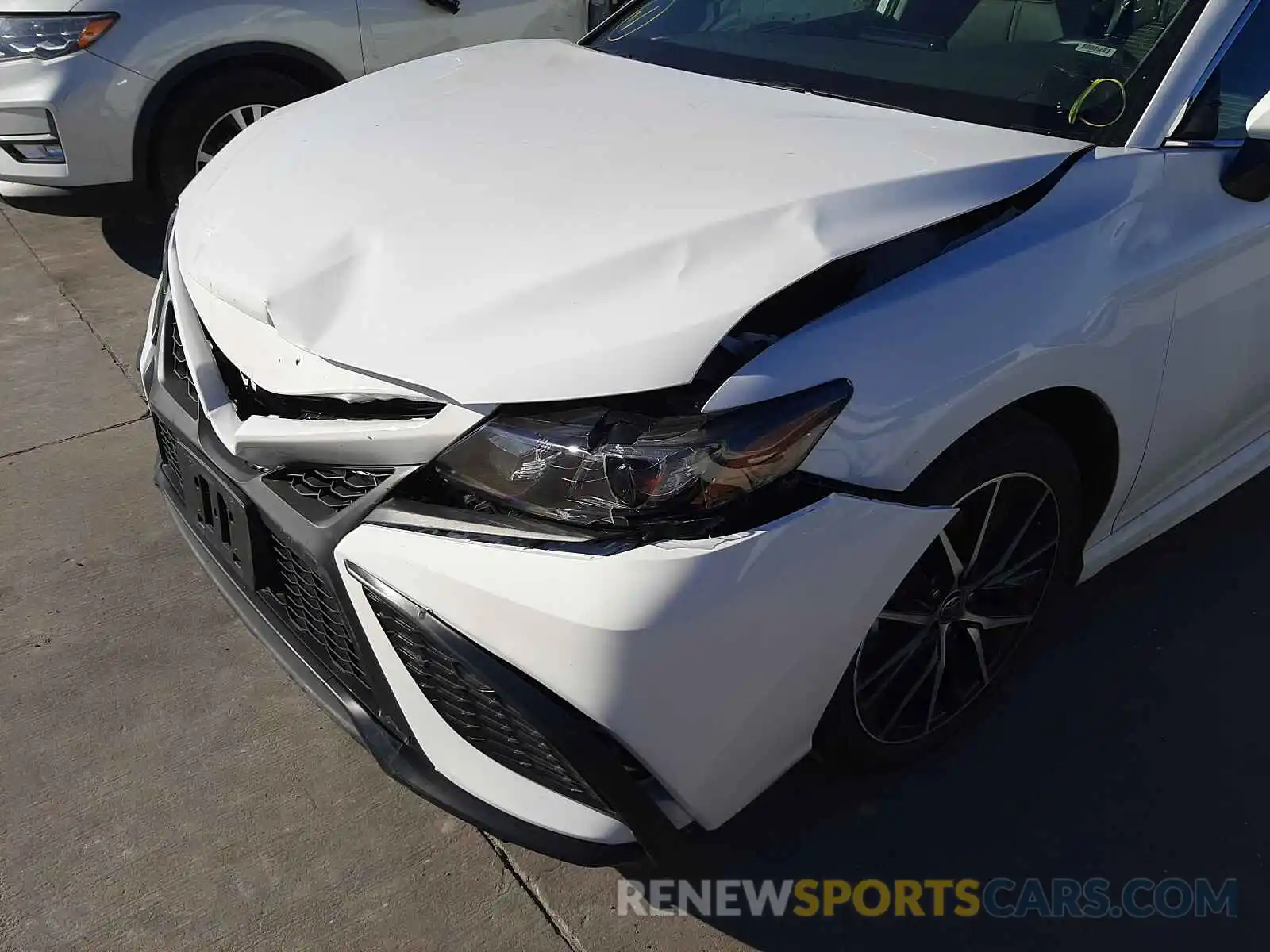 9 Photograph of a damaged car 4T1G11AK6MU453695 TOYOTA CAMRY 2021