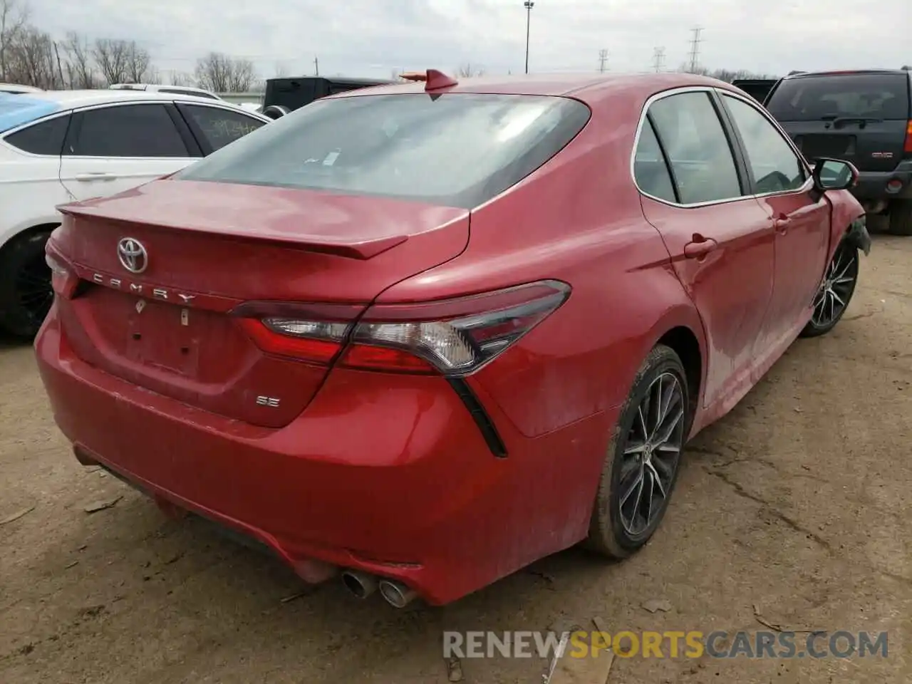 4 Photograph of a damaged car 4T1G11AK6MU468939 TOYOTA CAMRY 2021