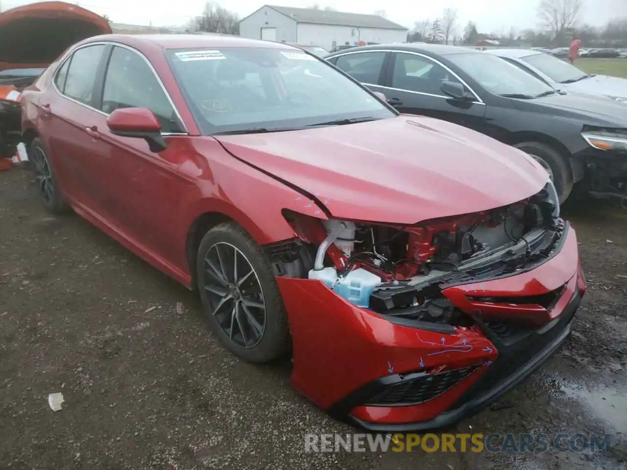 1 Photograph of a damaged car 4T1G11AK6MU472537 TOYOTA CAMRY 2021