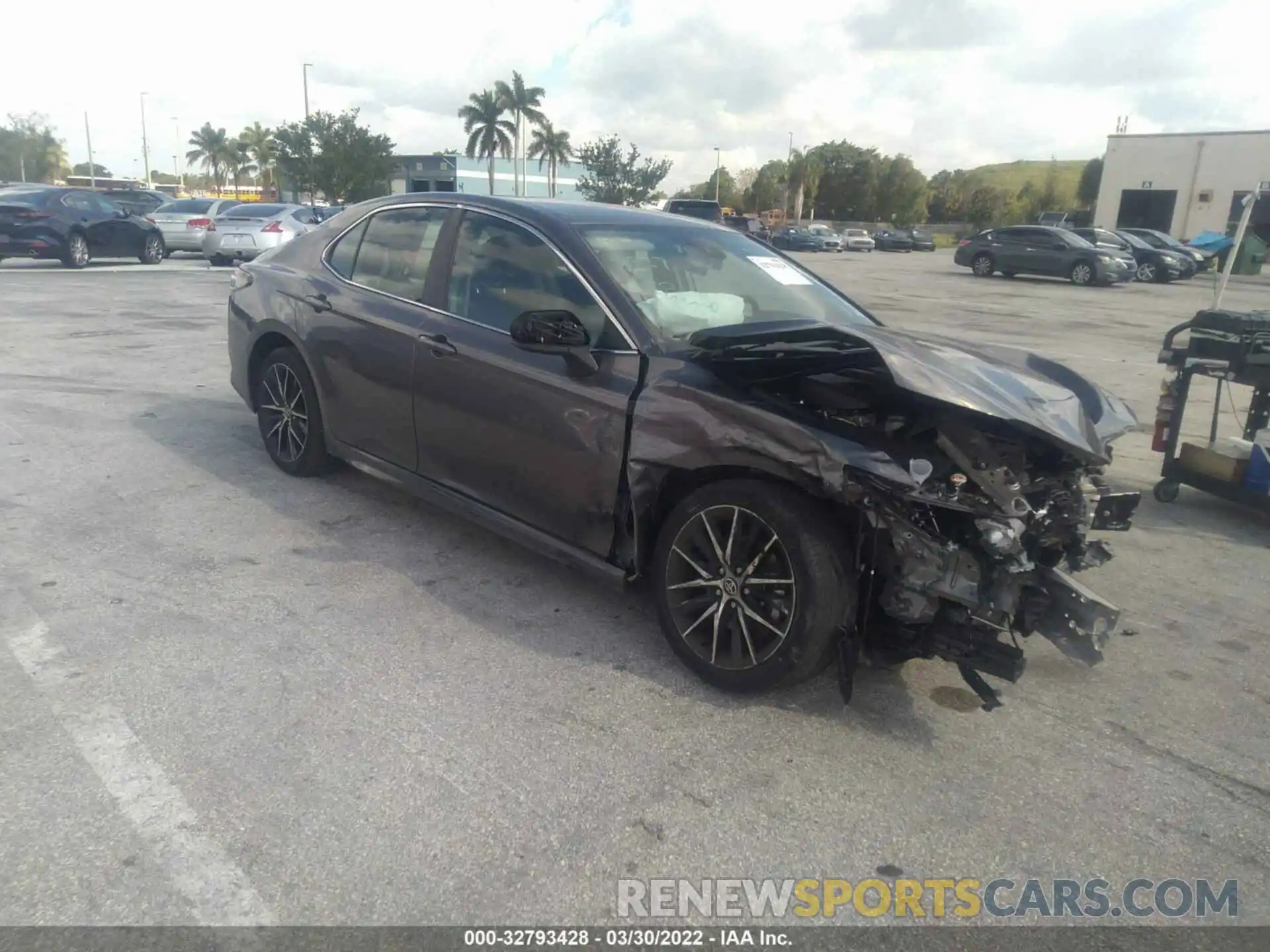 1 Photograph of a damaged car 4T1G11AK6MU476927 TOYOTA CAMRY 2021