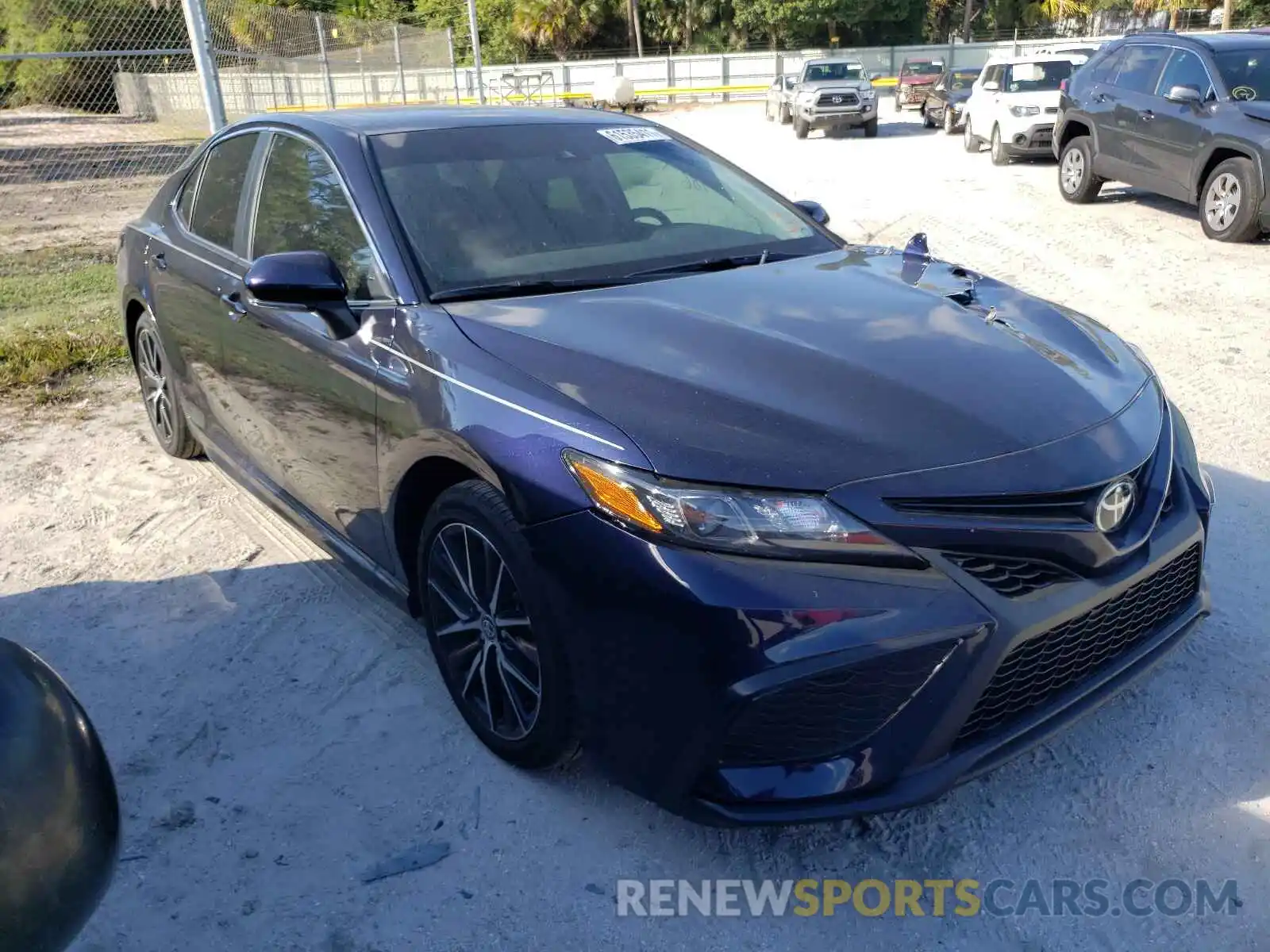 1 Photograph of a damaged car 4T1G11AK6MU486759 TOYOTA CAMRY 2021