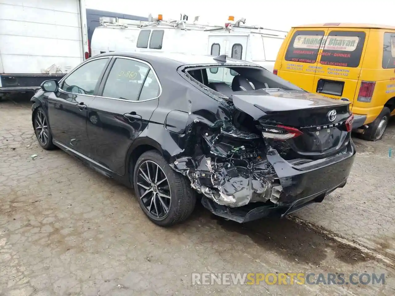 3 Photograph of a damaged car 4T1G11AK6MU490102 TOYOTA CAMRY 2021