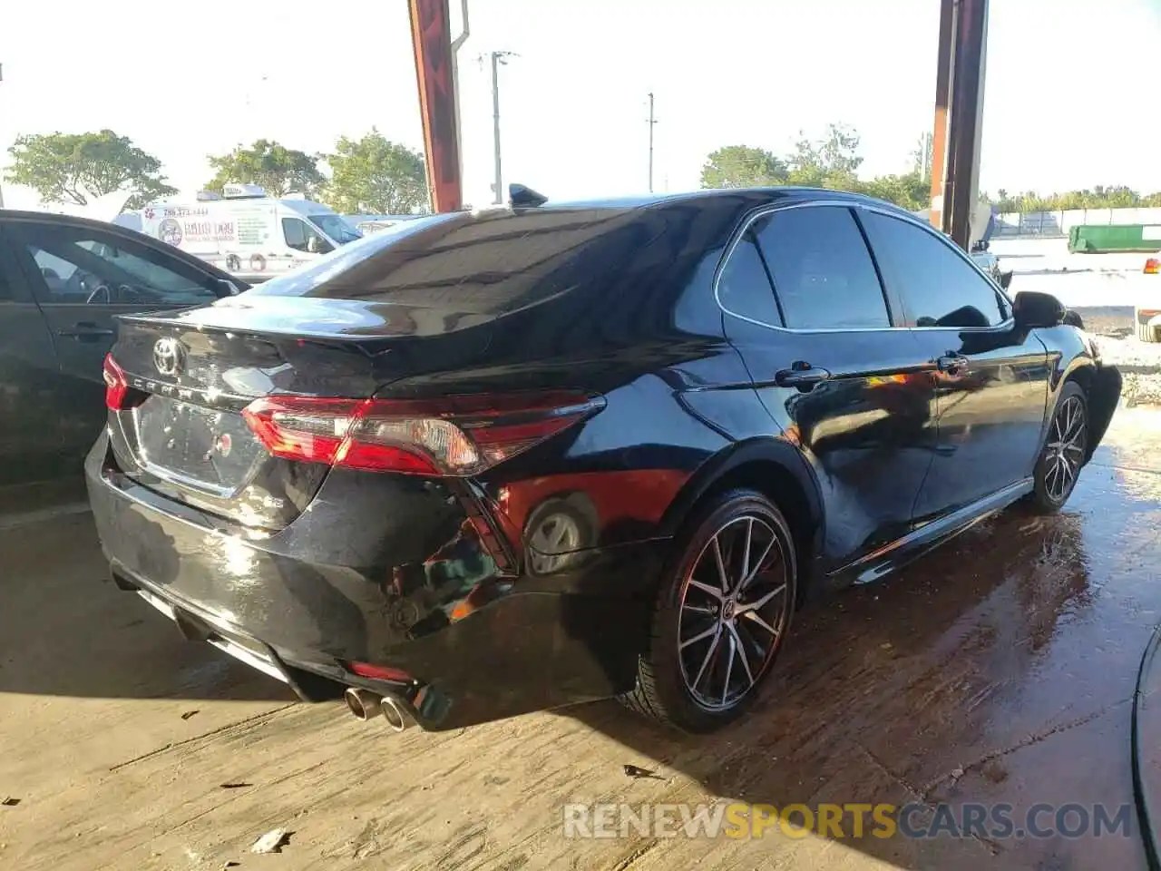 4 Photograph of a damaged car 4T1G11AK6MU491508 TOYOTA CAMRY 2021