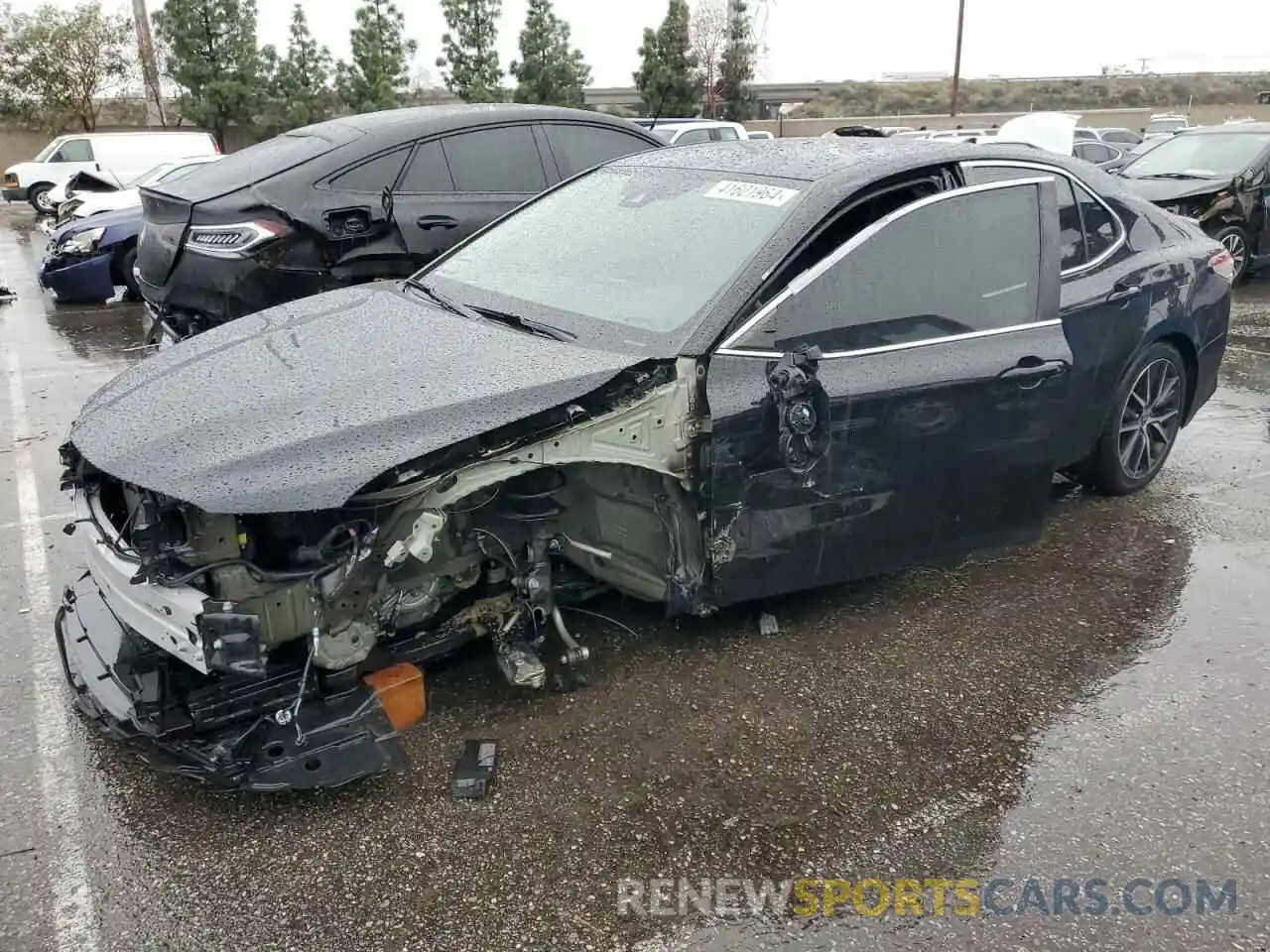 1 Photograph of a damaged car 4T1G11AK6MU493274 TOYOTA CAMRY 2021