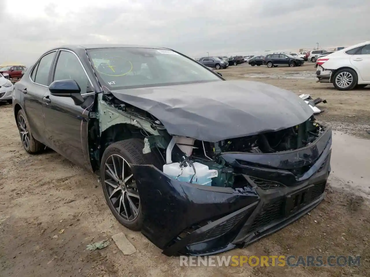 1 Photograph of a damaged car 4T1G11AK6MU494084 TOYOTA CAMRY 2021