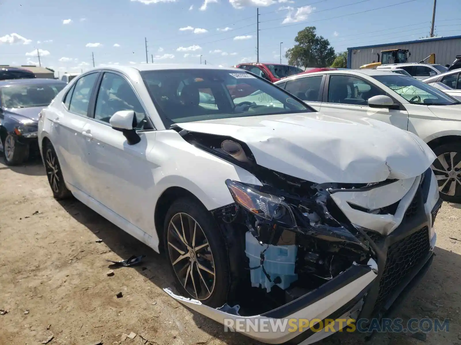 1 Photograph of a damaged car 4T1G11AK6MU497521 TOYOTA CAMRY 2021