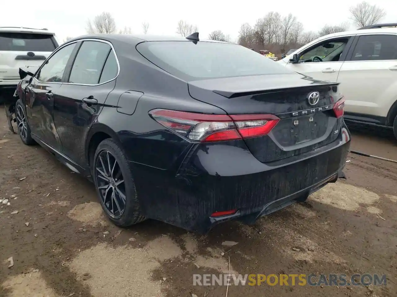 3 Photograph of a damaged car 4T1G11AK6MU515578 TOYOTA CAMRY 2021