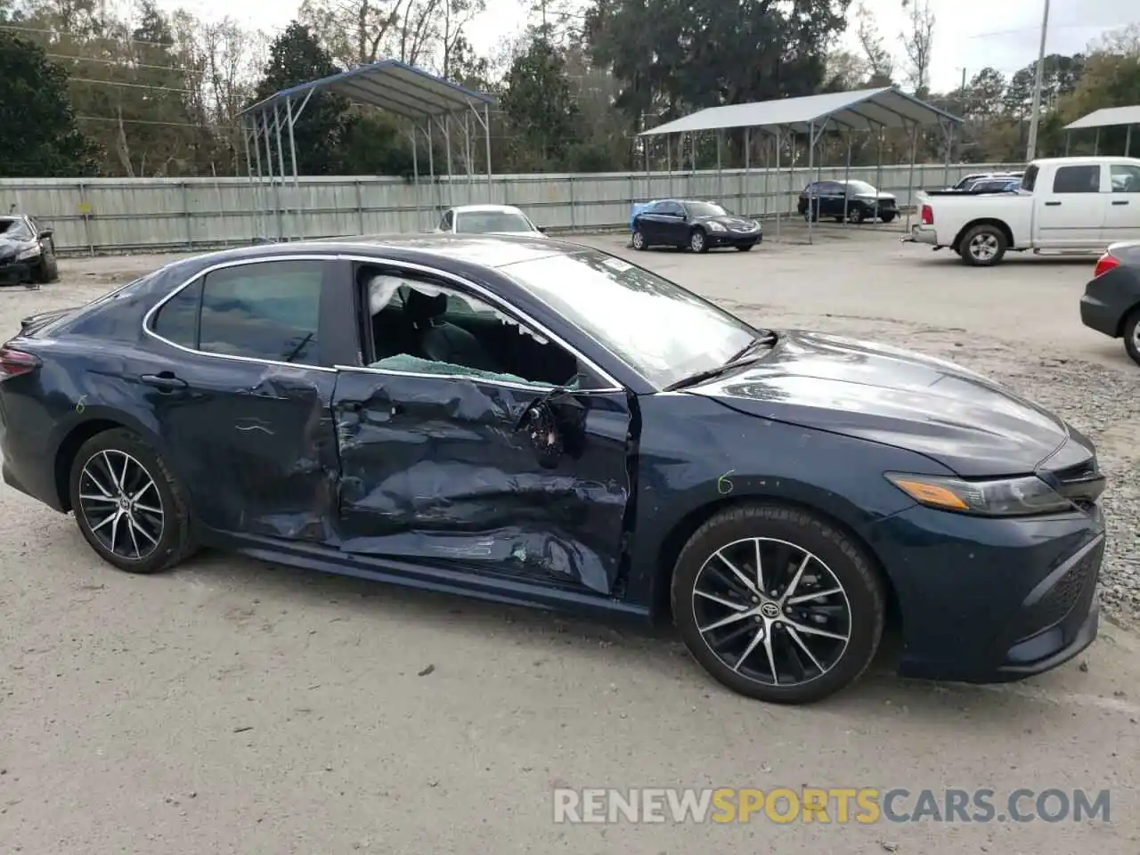 9 Photograph of a damaged car 4T1G11AK6MU520327 TOYOTA CAMRY 2021