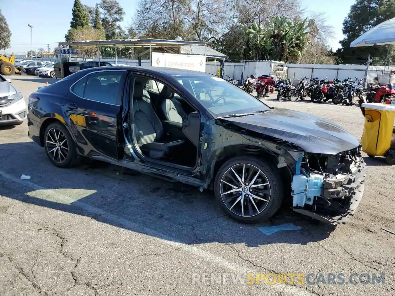 4 Photograph of a damaged car 4T1G11AK6MU522188 TOYOTA CAMRY 2021